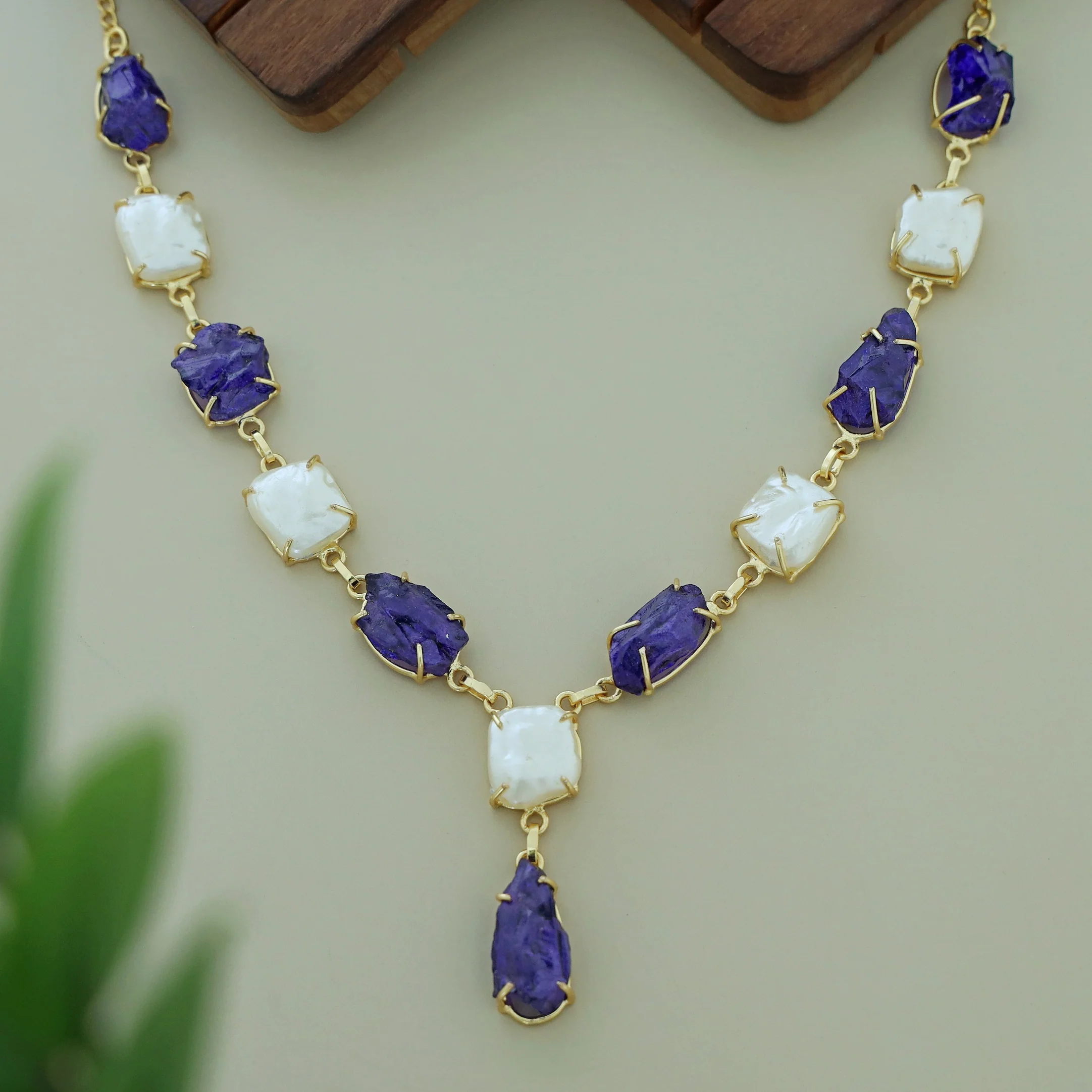 Nessa Claw Baroque + Dyed + Raw Stone Neckpiece - Image 10