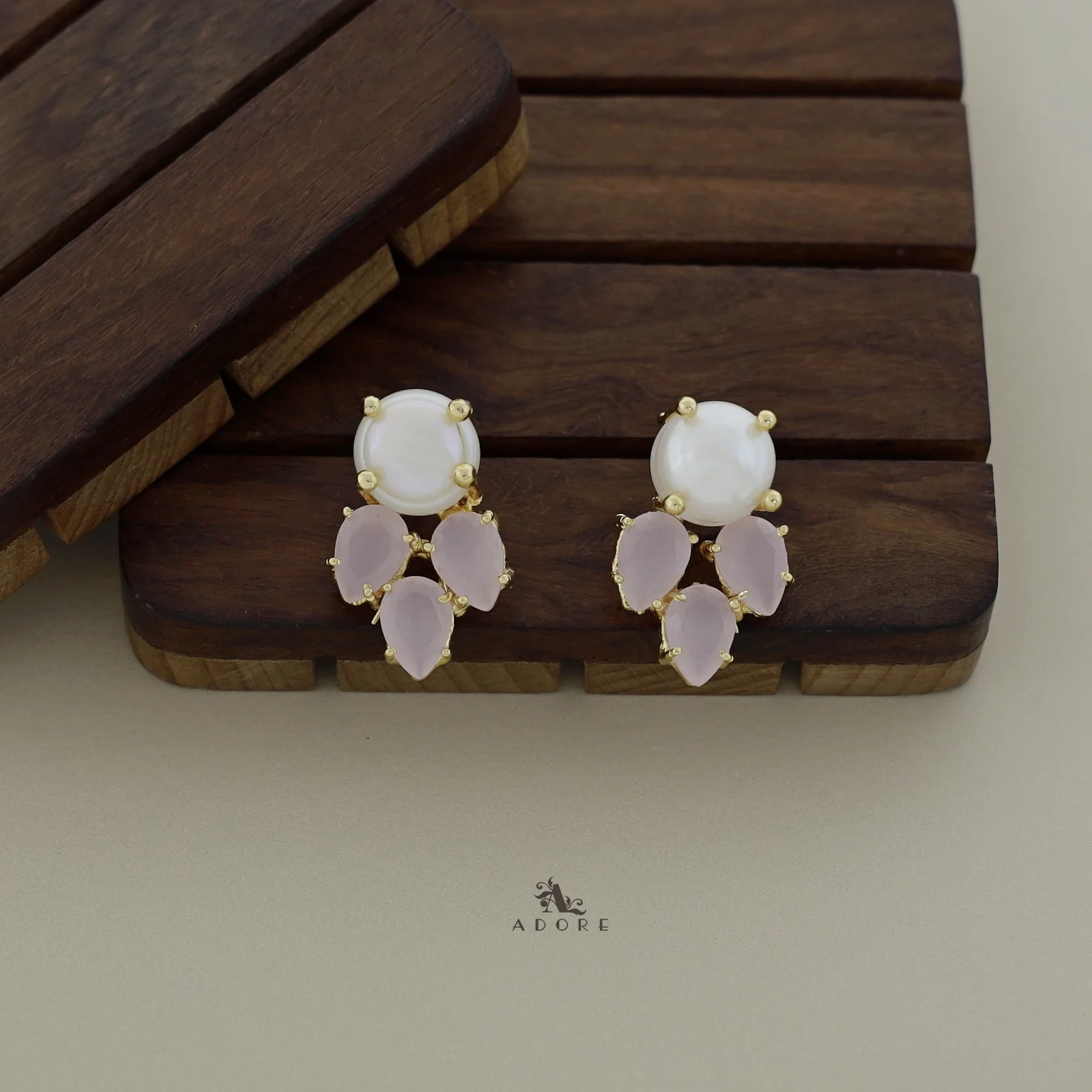 Nigala Fresh Water Pearl Glossy Earring - Image 10