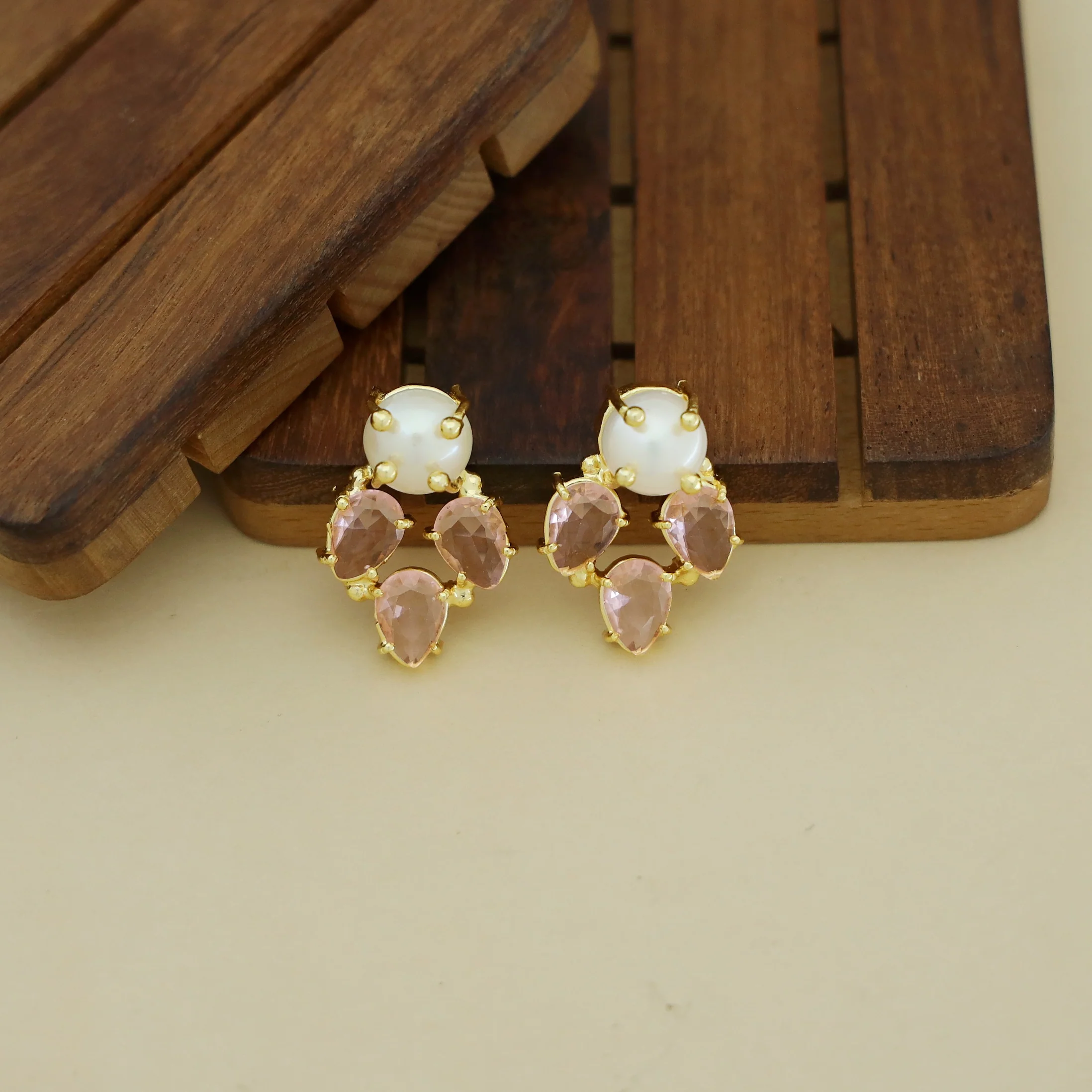 Nigala Fresh Water Pearl Glossy Earring - Image 7