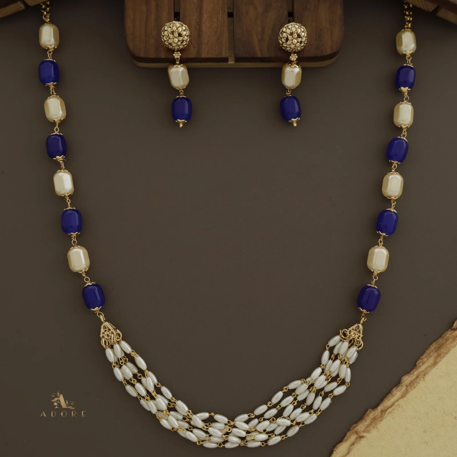 Niharika Pearl Neckpiece With Earring - Image 2