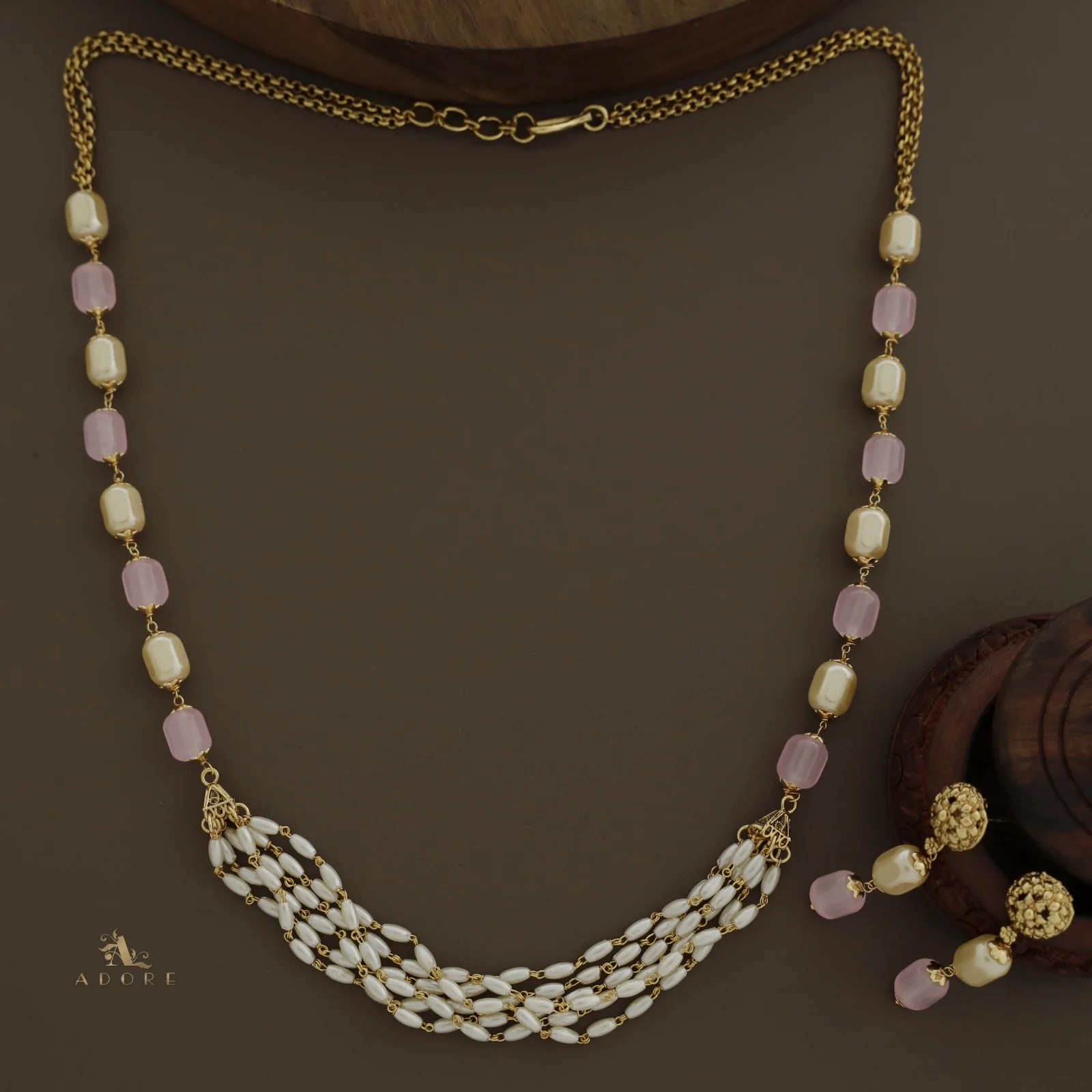 Niharika Pearl Neckpiece With Earring - Image 3