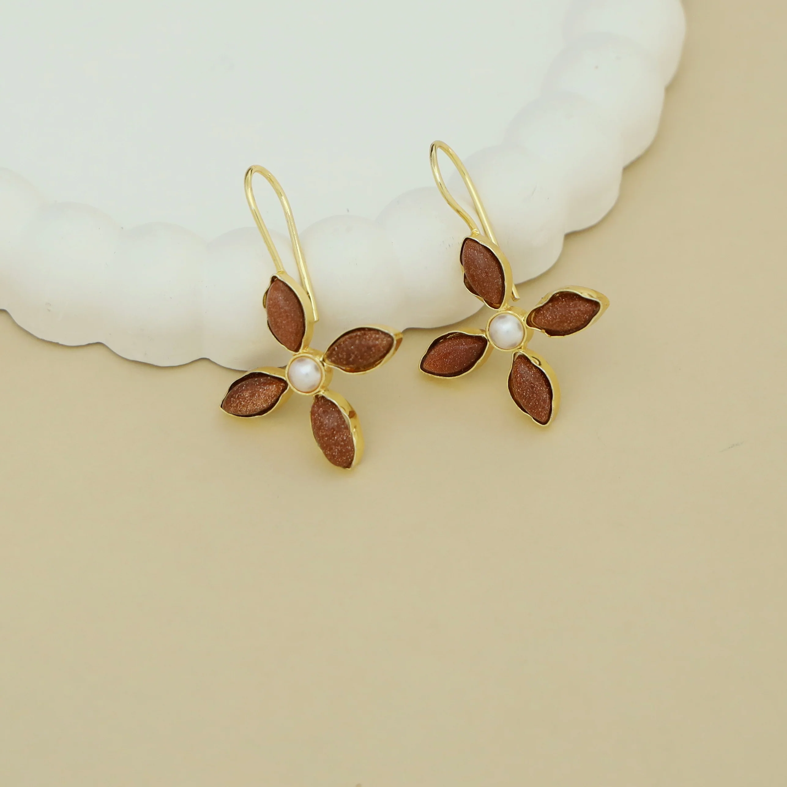 Nimi Tetra Petal Pearl Glossy Drop - Image 12