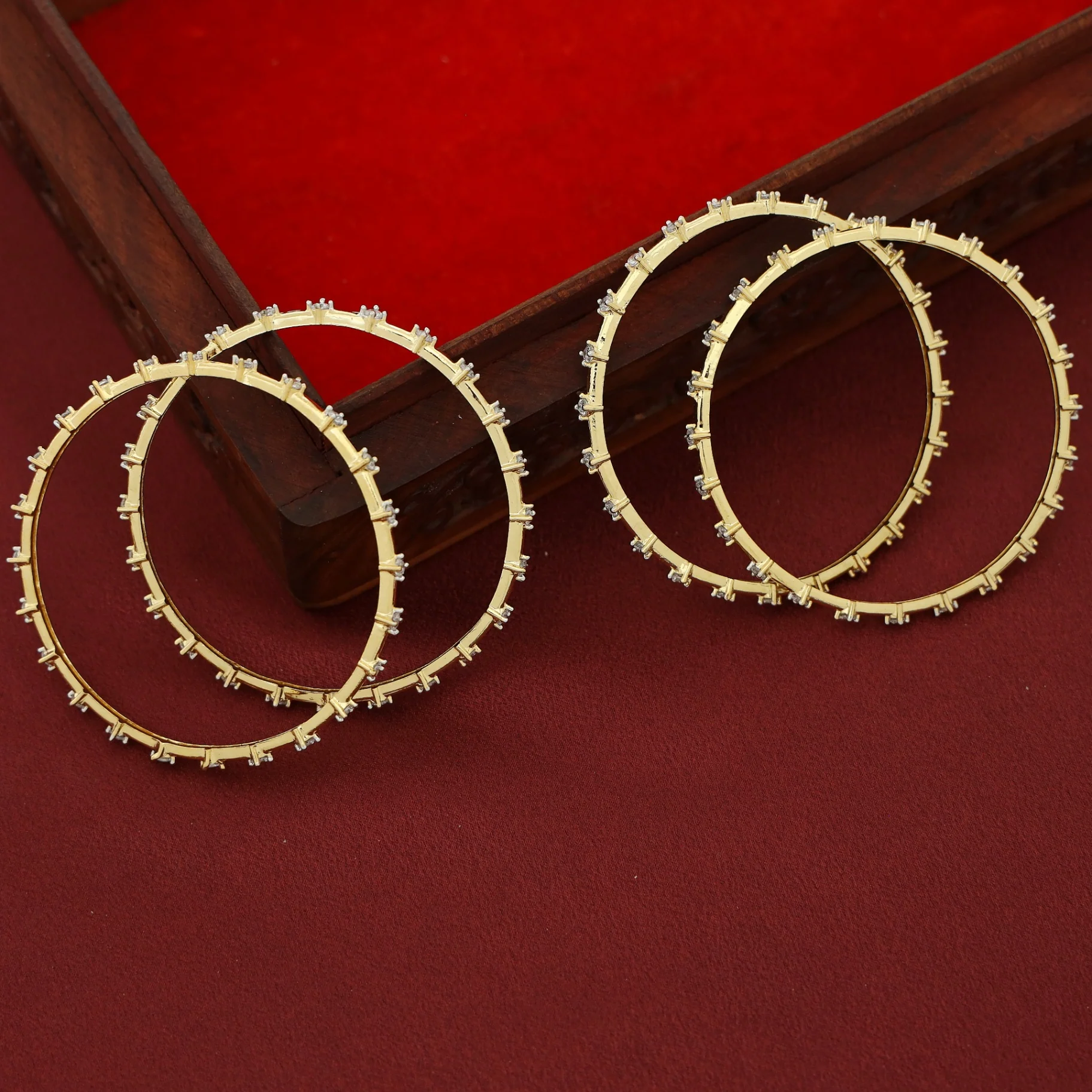 Premium Nimika Stone Bangle ( Set Of 4 ) - Image 5