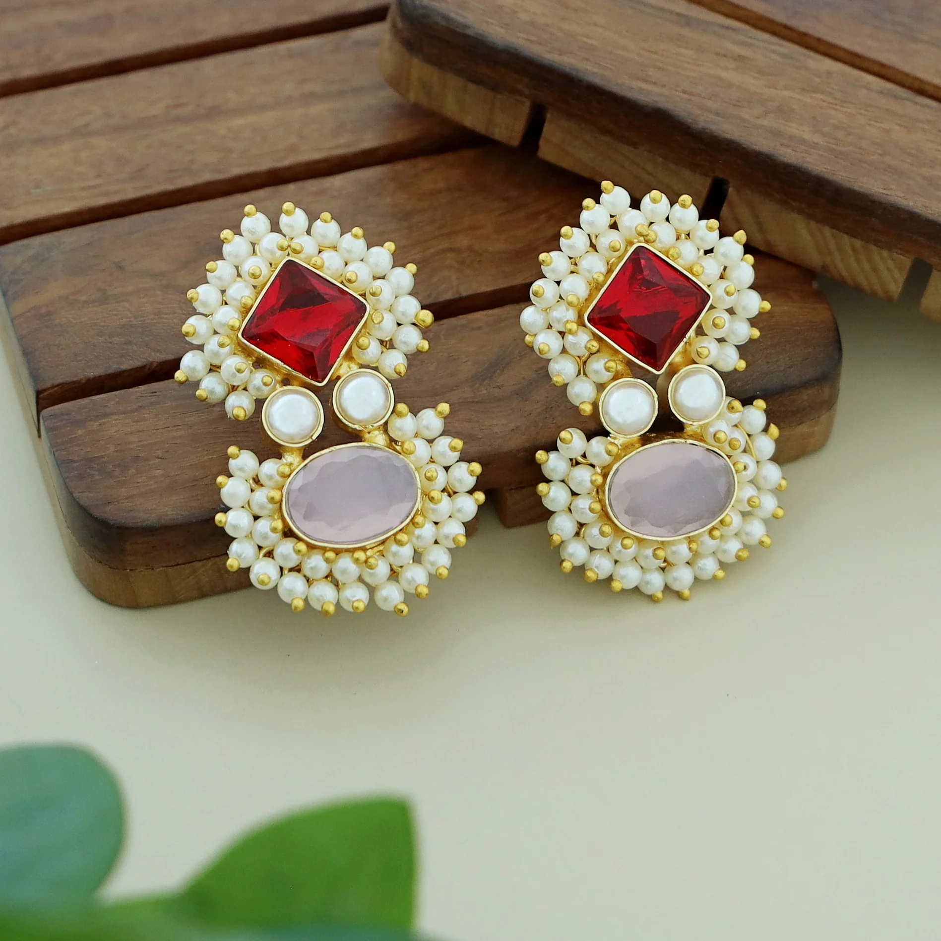 Nimora Dual Glossy Cluster Pearl Earring - Image 5