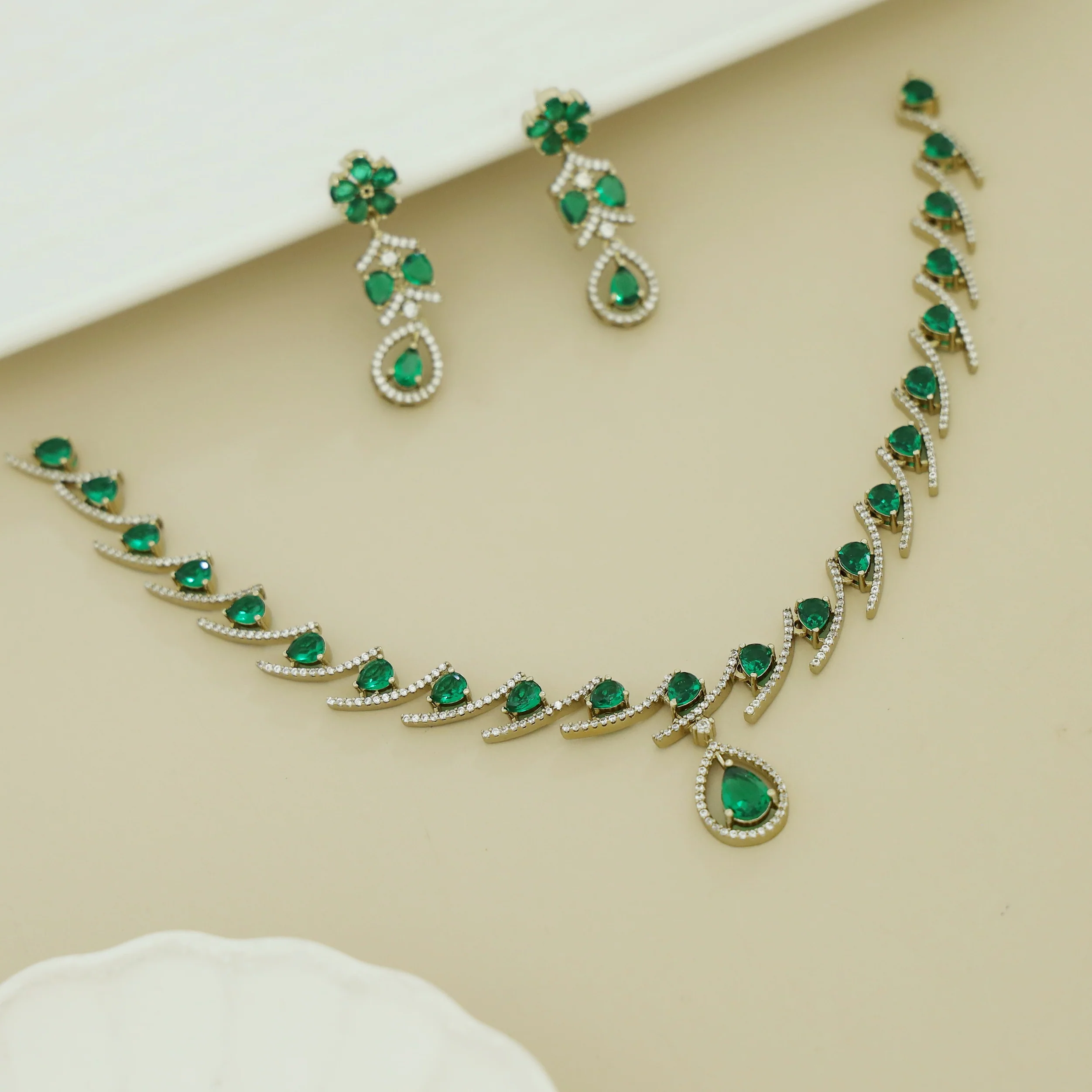 Nisa Curvy Stick Glossy Drop AD Stone Short Neckpiece With Earring - Image 5