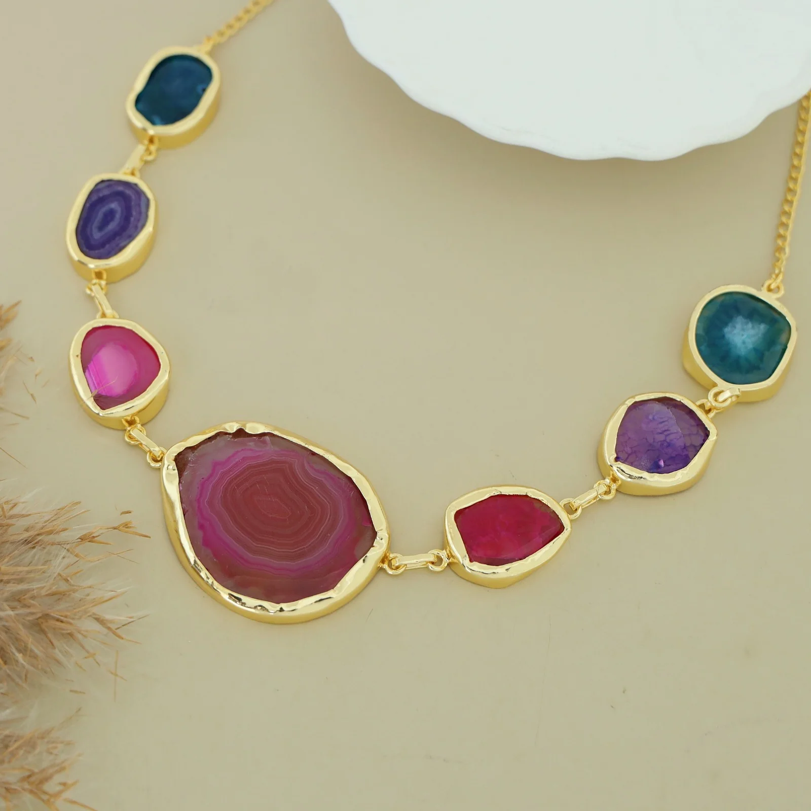 Nishka Agate Neckpiece - Image 12