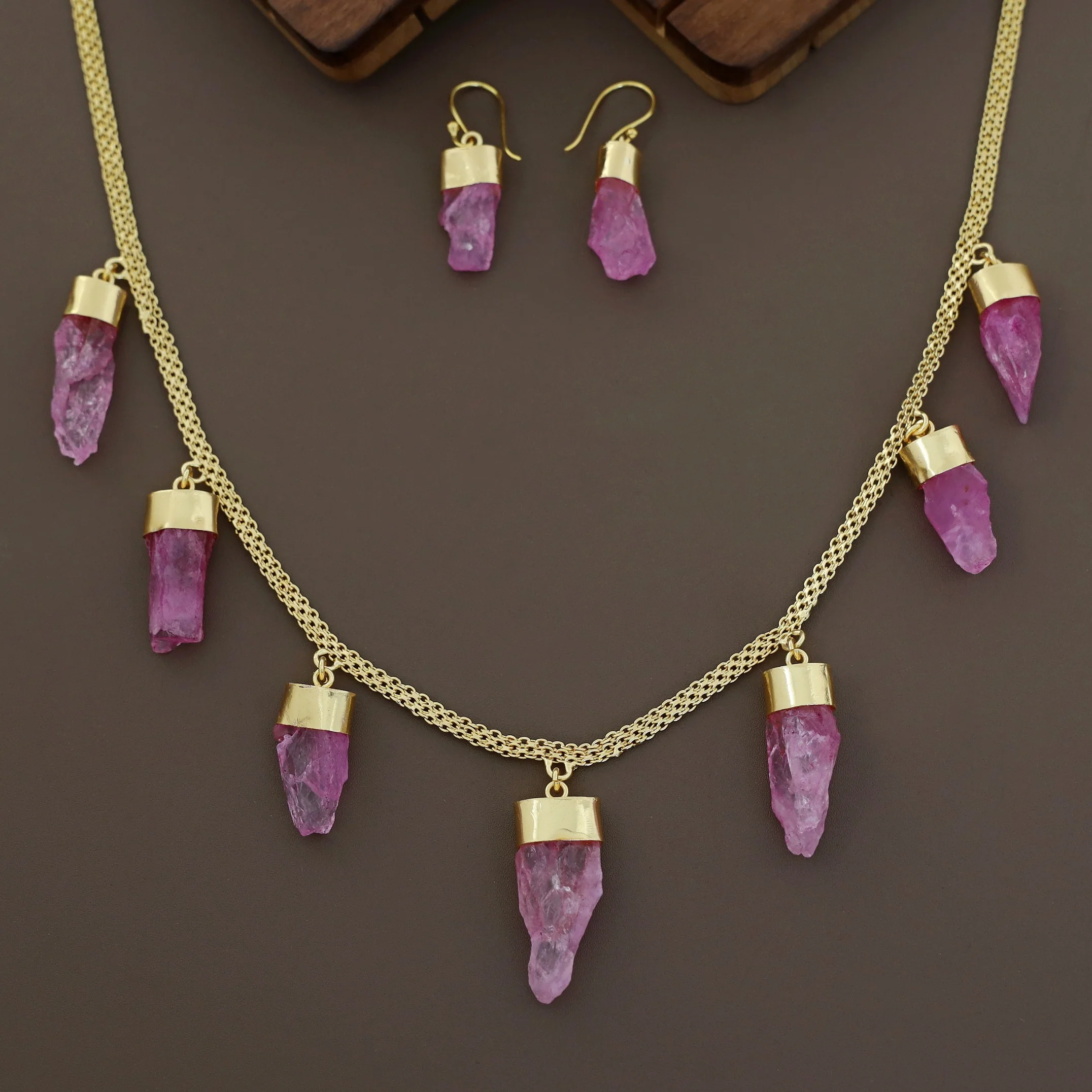 Niska Dyed Stone Neckpiece With Earring - Image 2