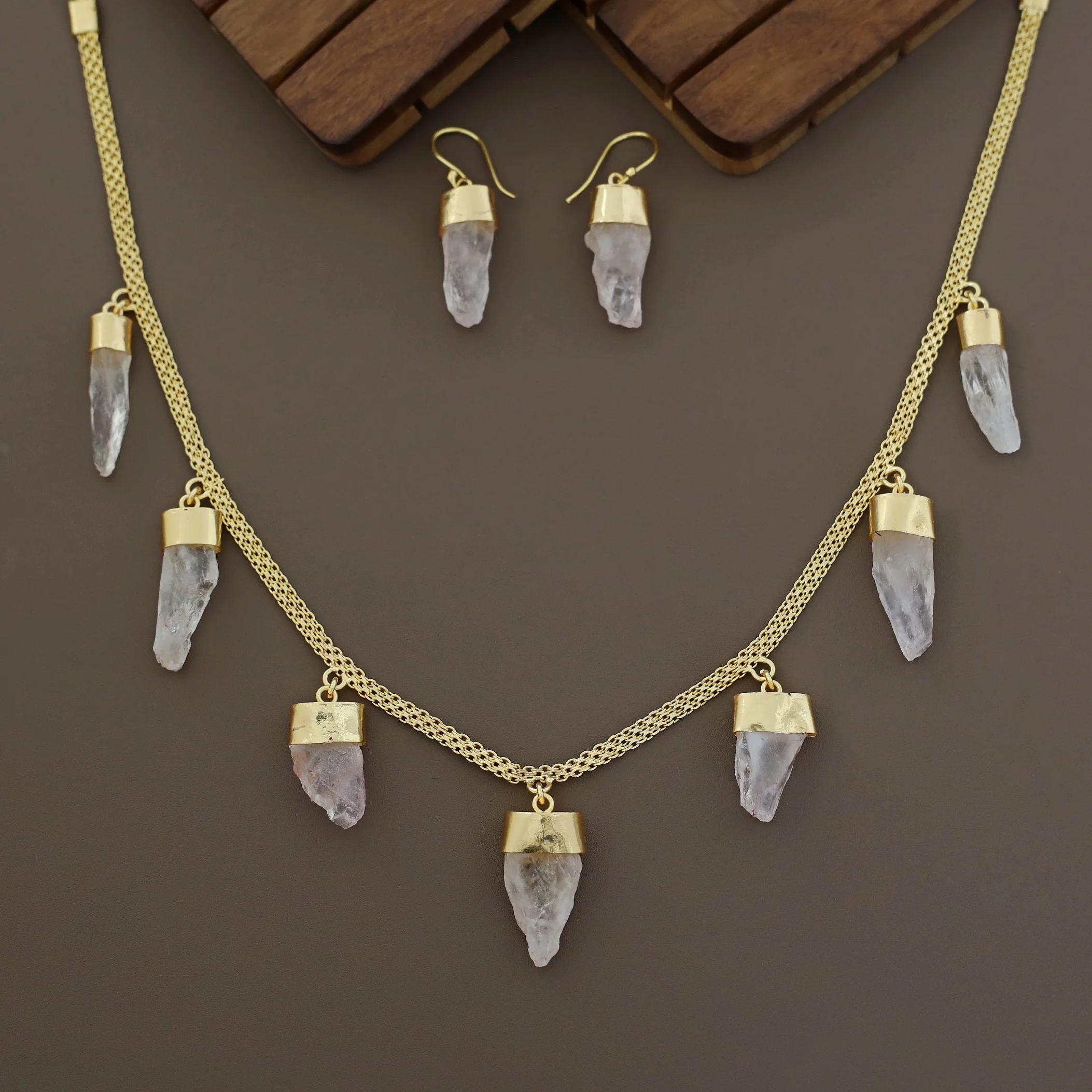 Niska Dyed Stone Neckpiece With Earring - Image 4