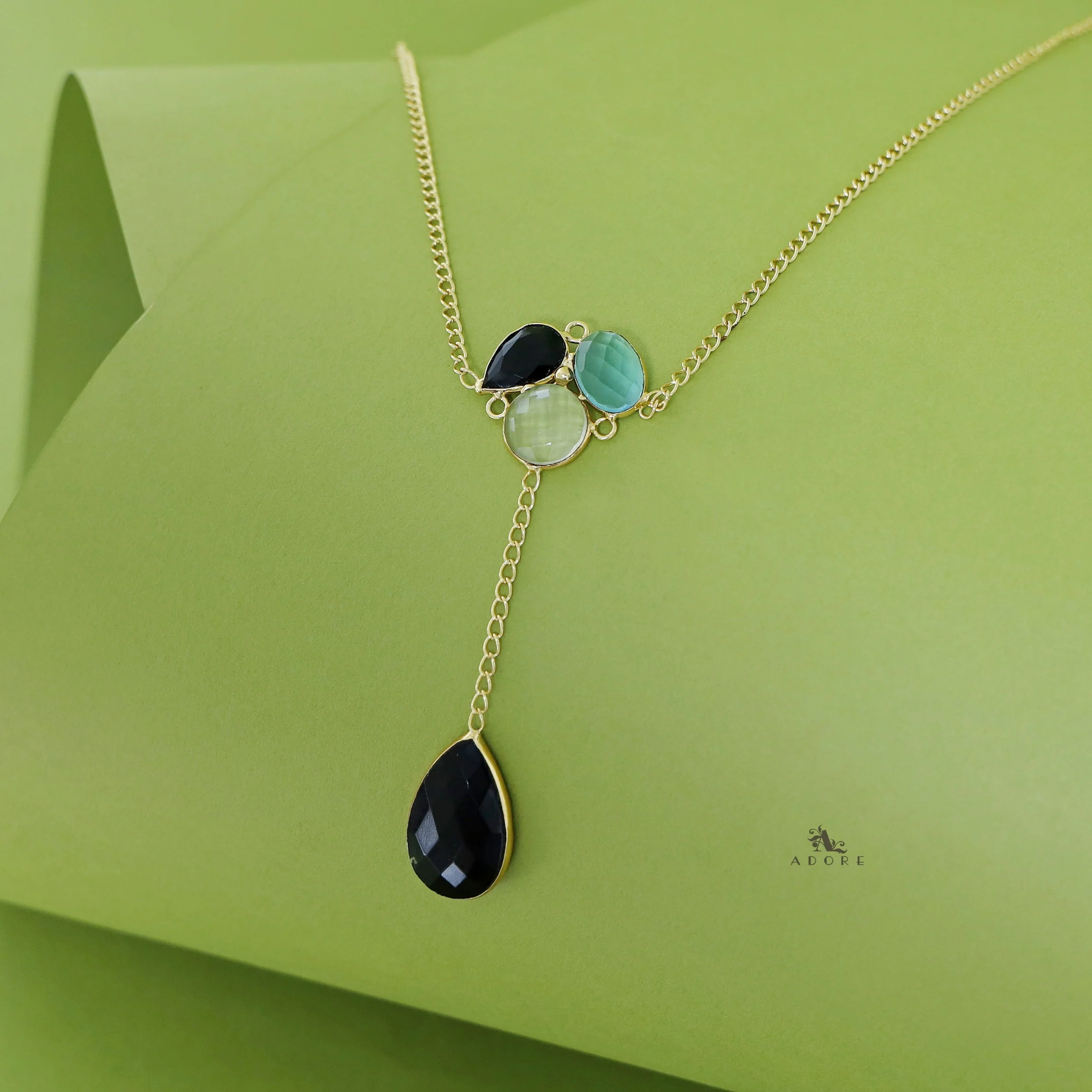 Nissa Multi Shape Glossy Neckpiece - Image 2