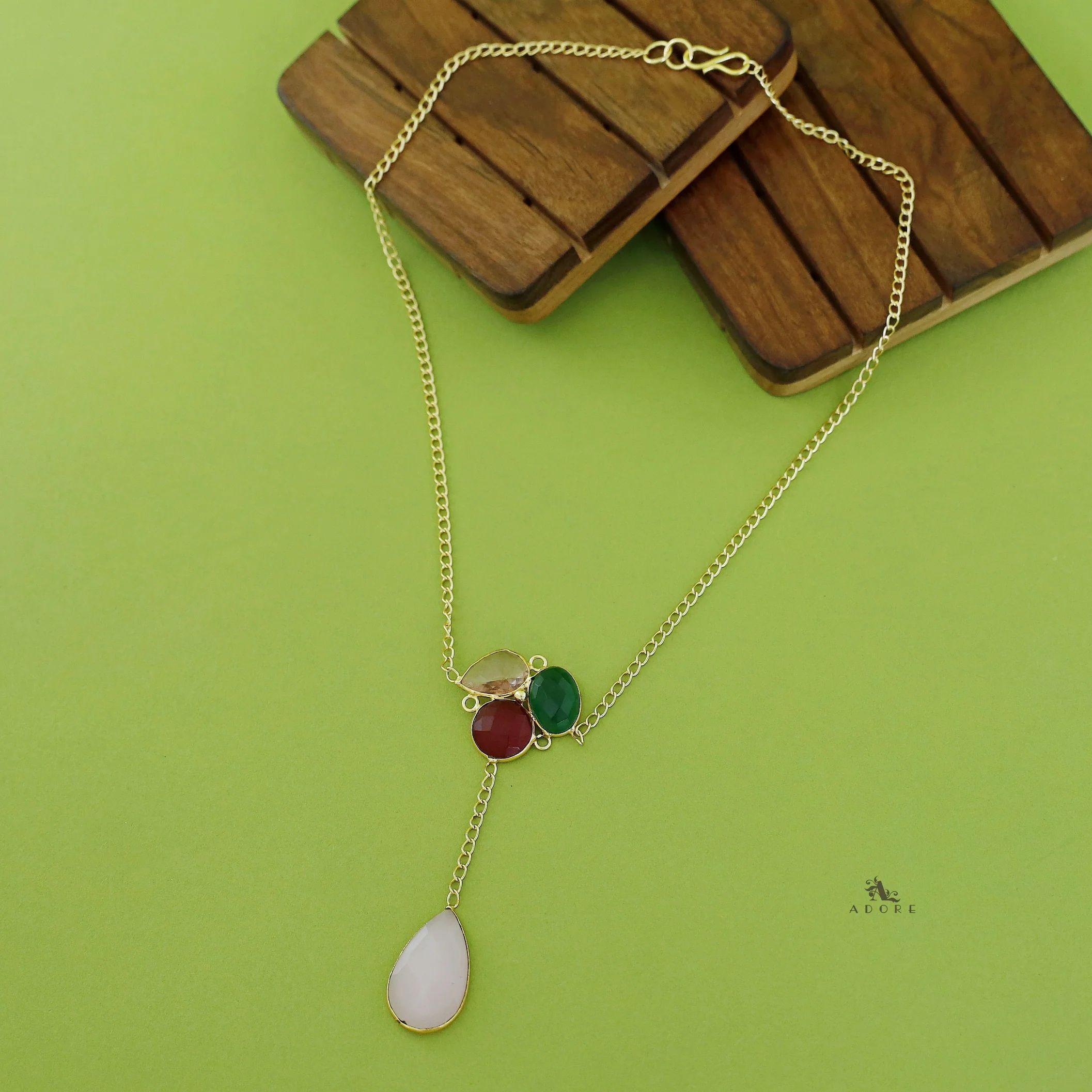 Nissa Multi Shape Glossy Neckpiece - Image 8