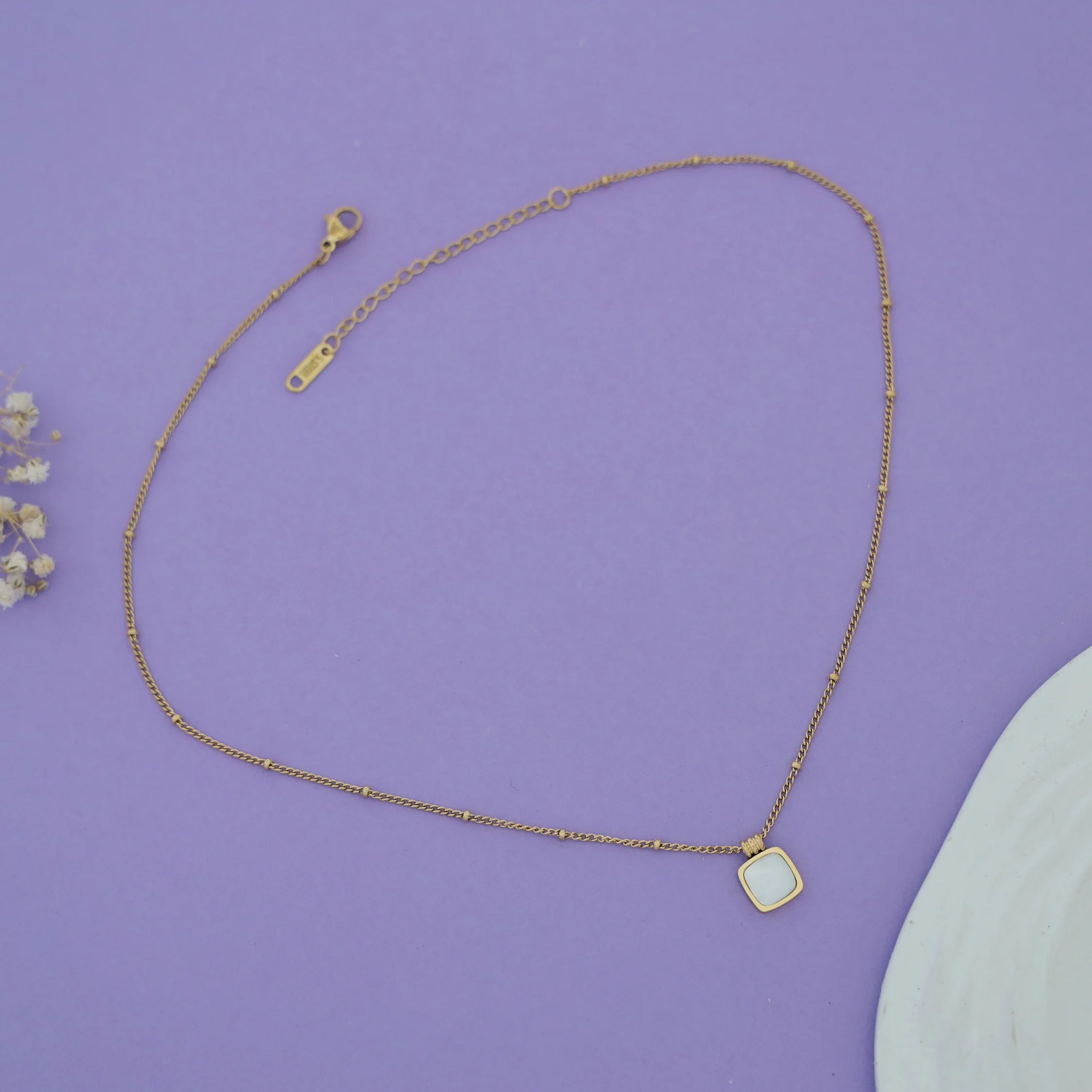 Nivina Mop Square Neckpiece - Image 4