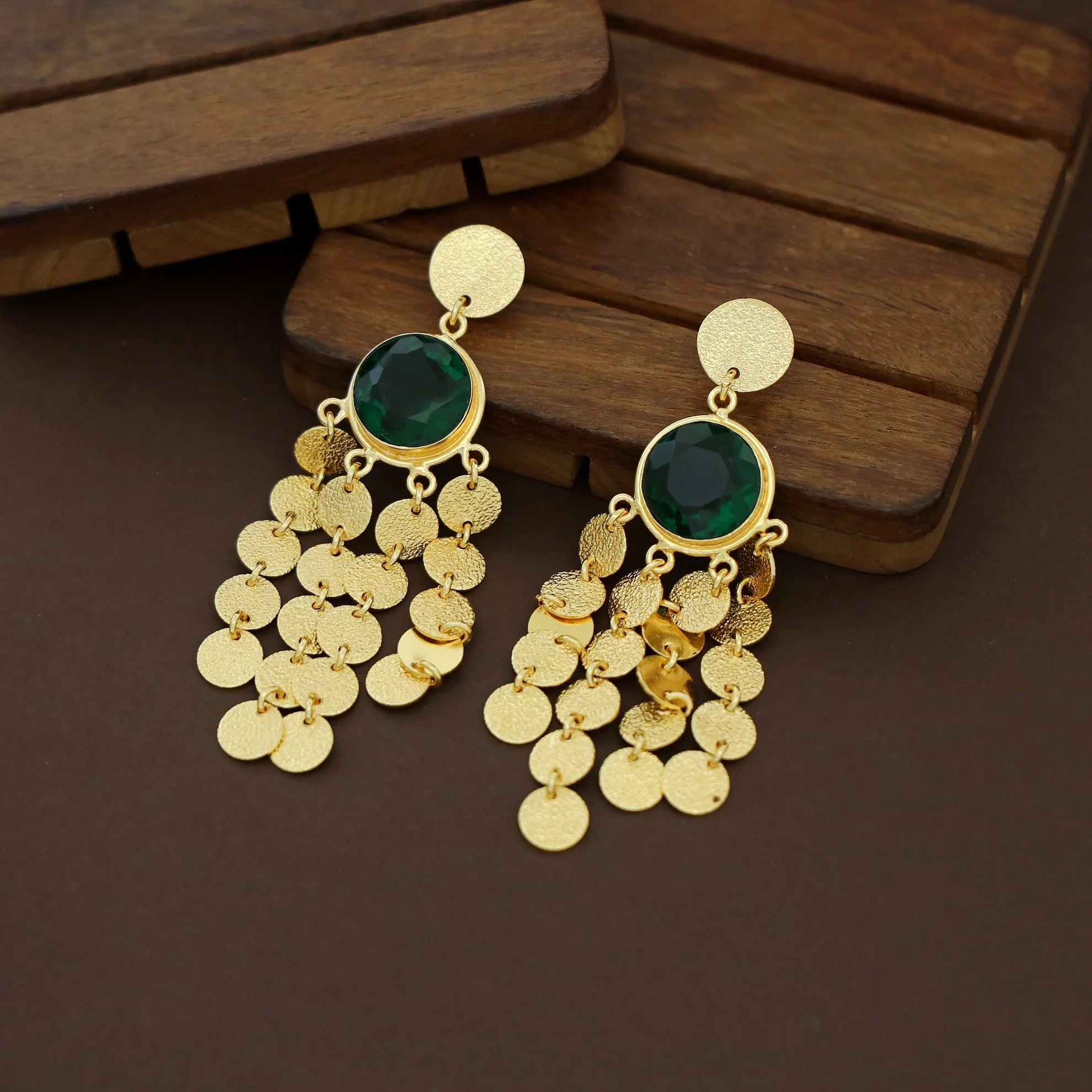 Niya Golden Circle Glossy Stone Earring - Image 15