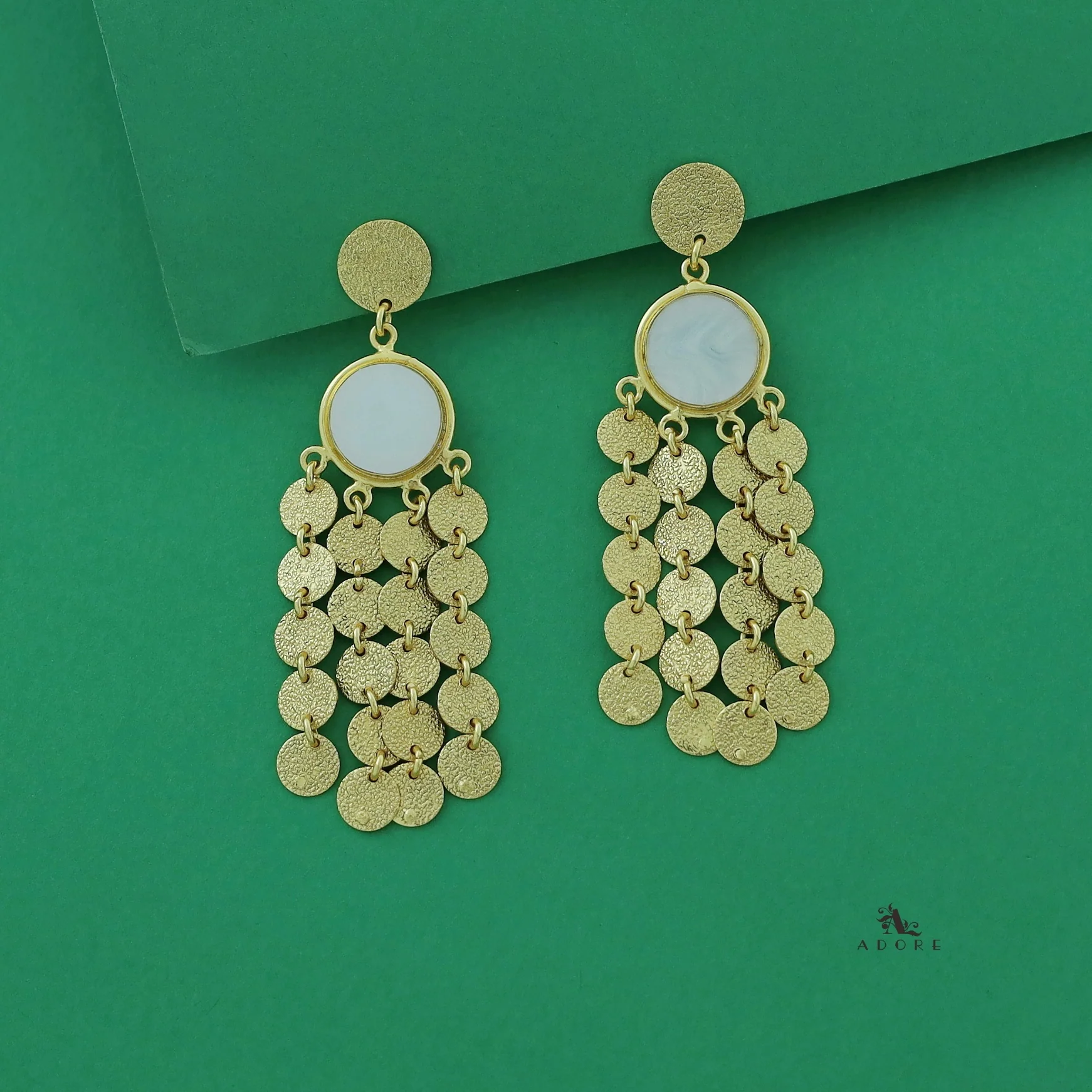 Niya Golden Circle Glossy Stone Earring - Image 5