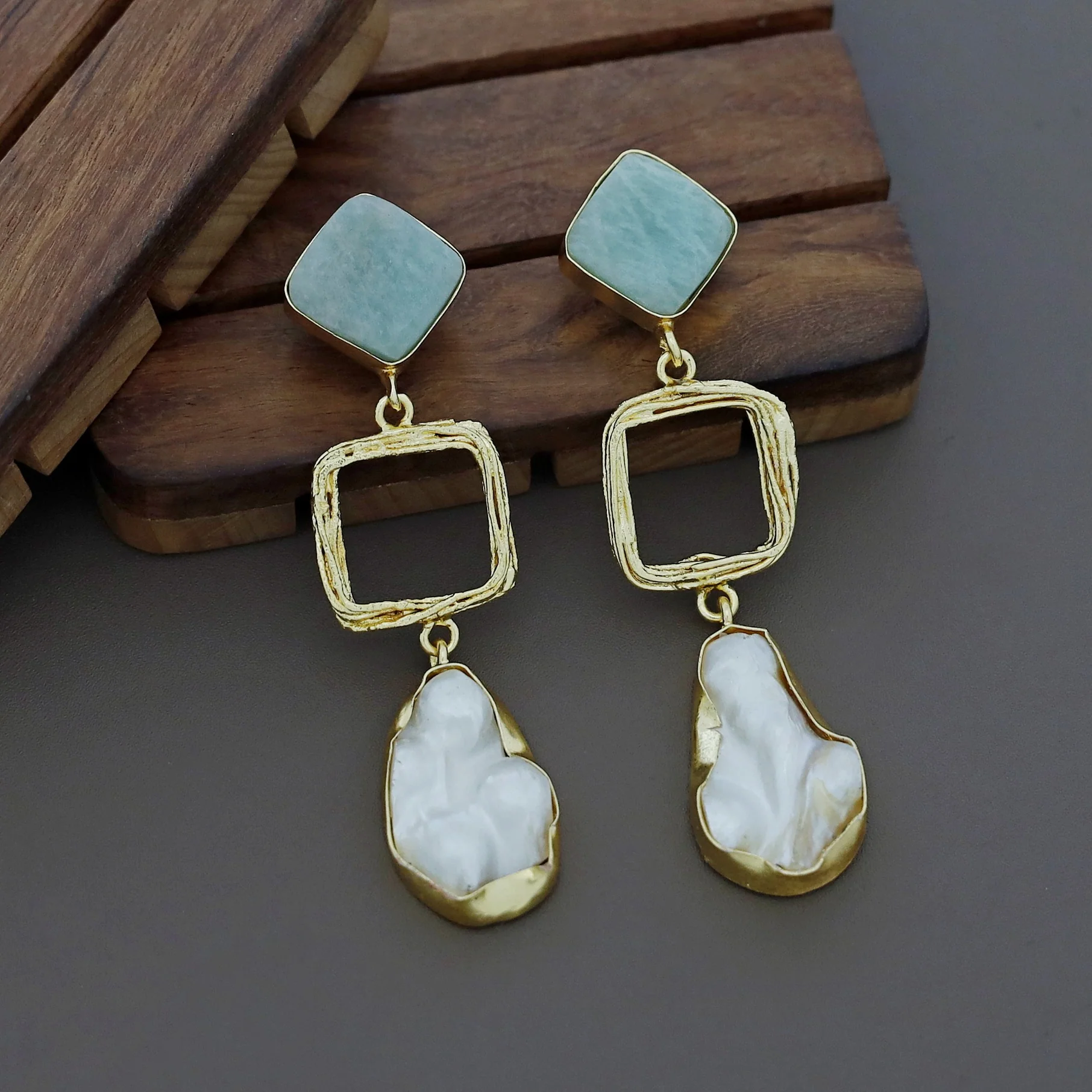 Niya Raw Stone Diamondina Baroque Earring - Image 29