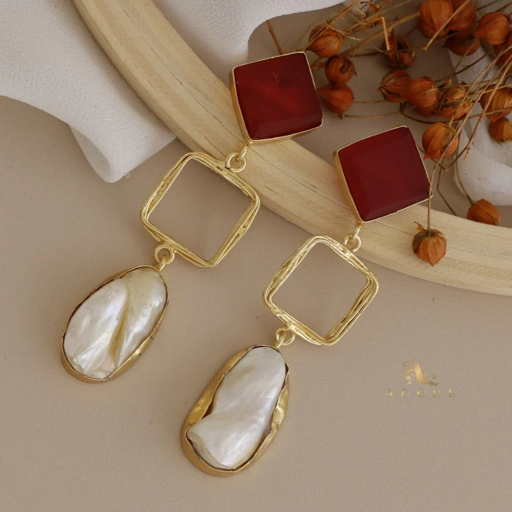 Niya Raw Stone Diamondina Baroque Earring - Image 8