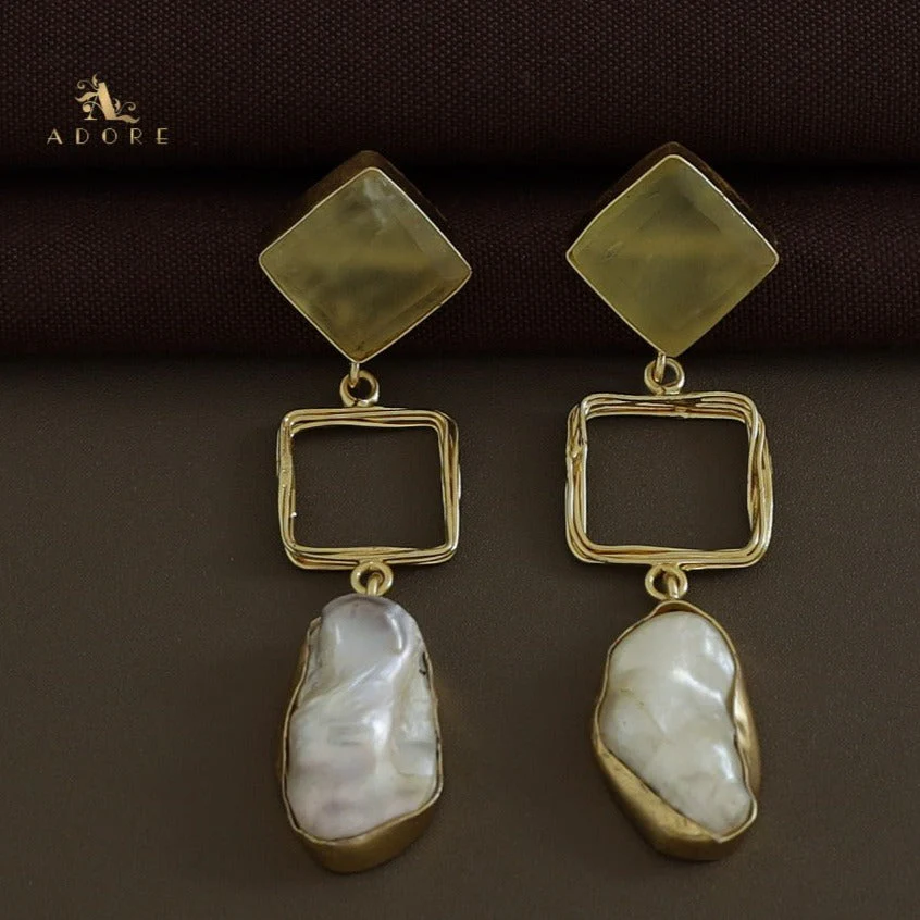 Niya Raw Stone Diamondina Baroque Earring - Image 9