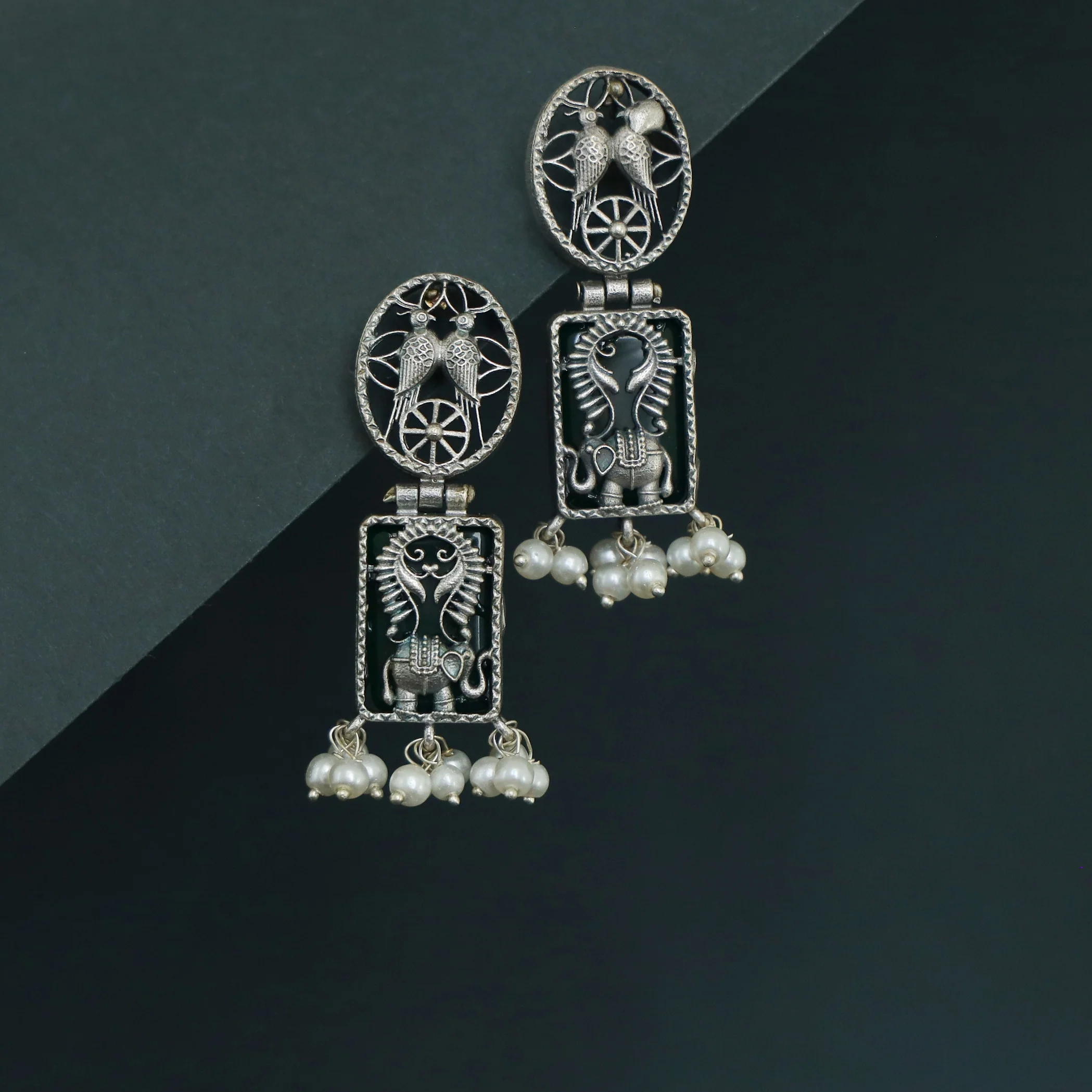 Noora Oval Rectangle Glossy stone Pearl Earring - Image 2