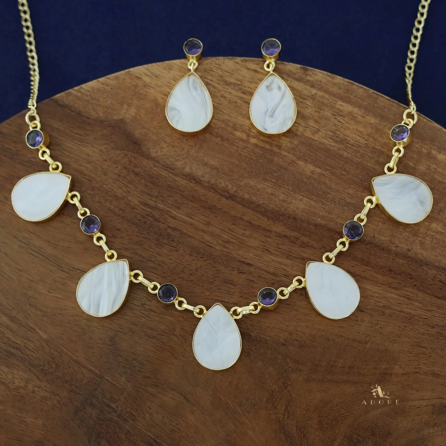 Nora Glossy + MOP Neckpiece With Earring - Image 5
