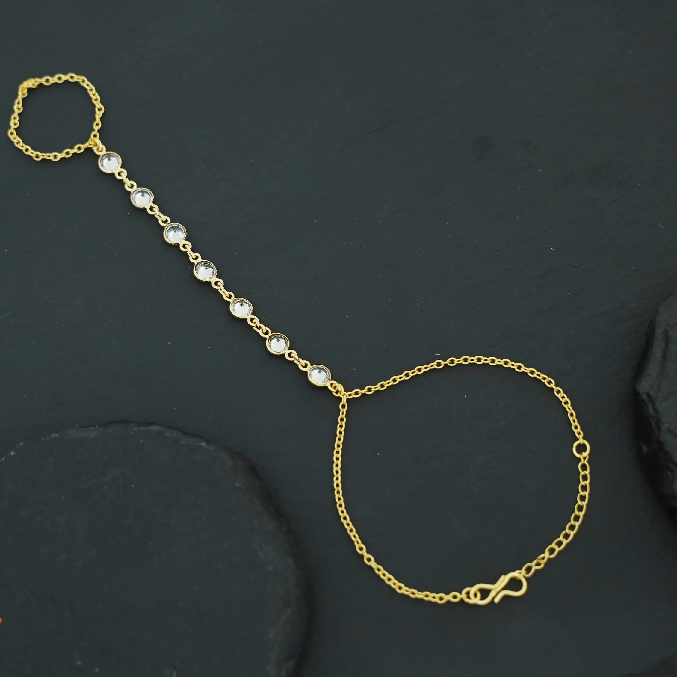Norah Golden Chainy Round Stone Hathphool - Image 6