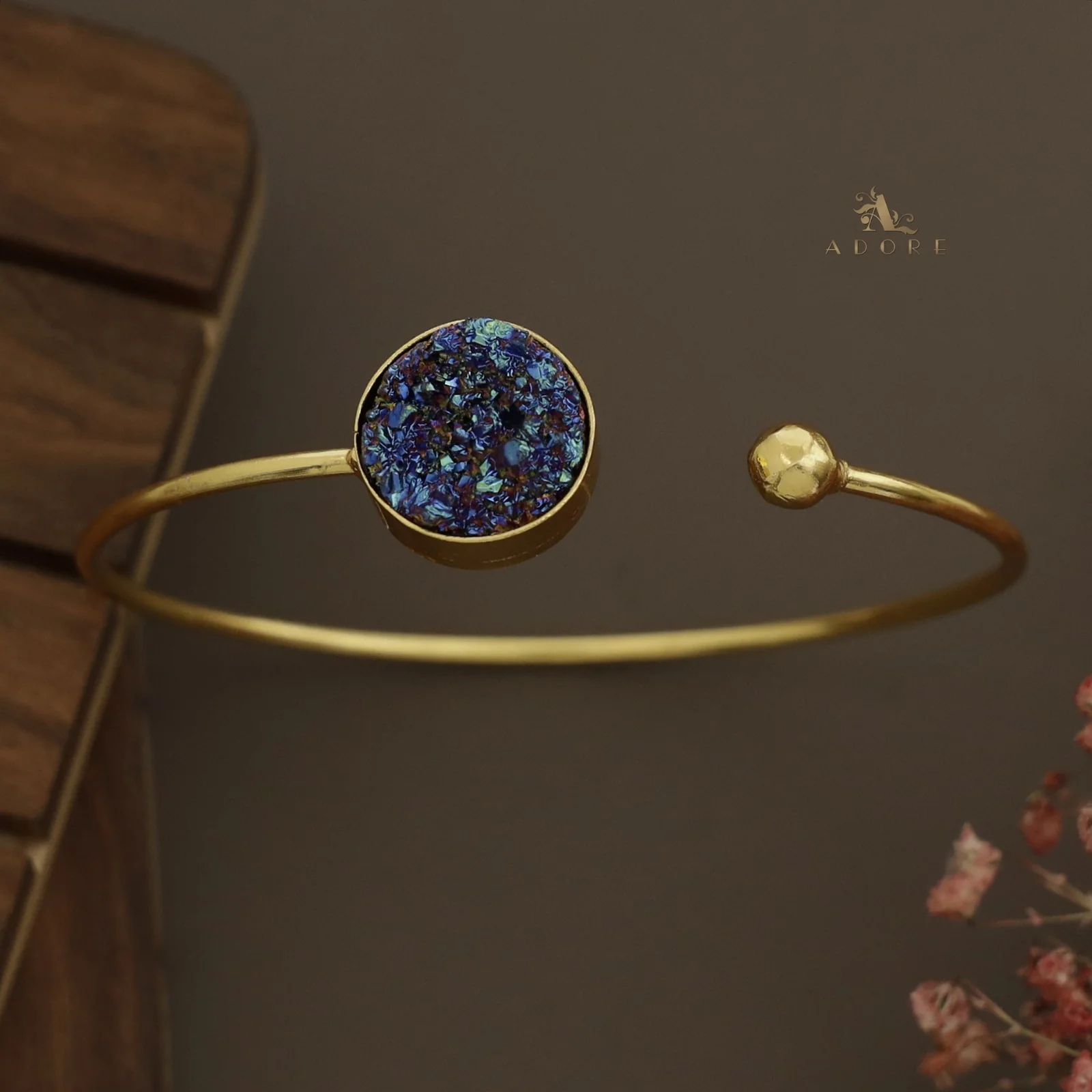 Novlie Round Glittery Bangle - Image 14