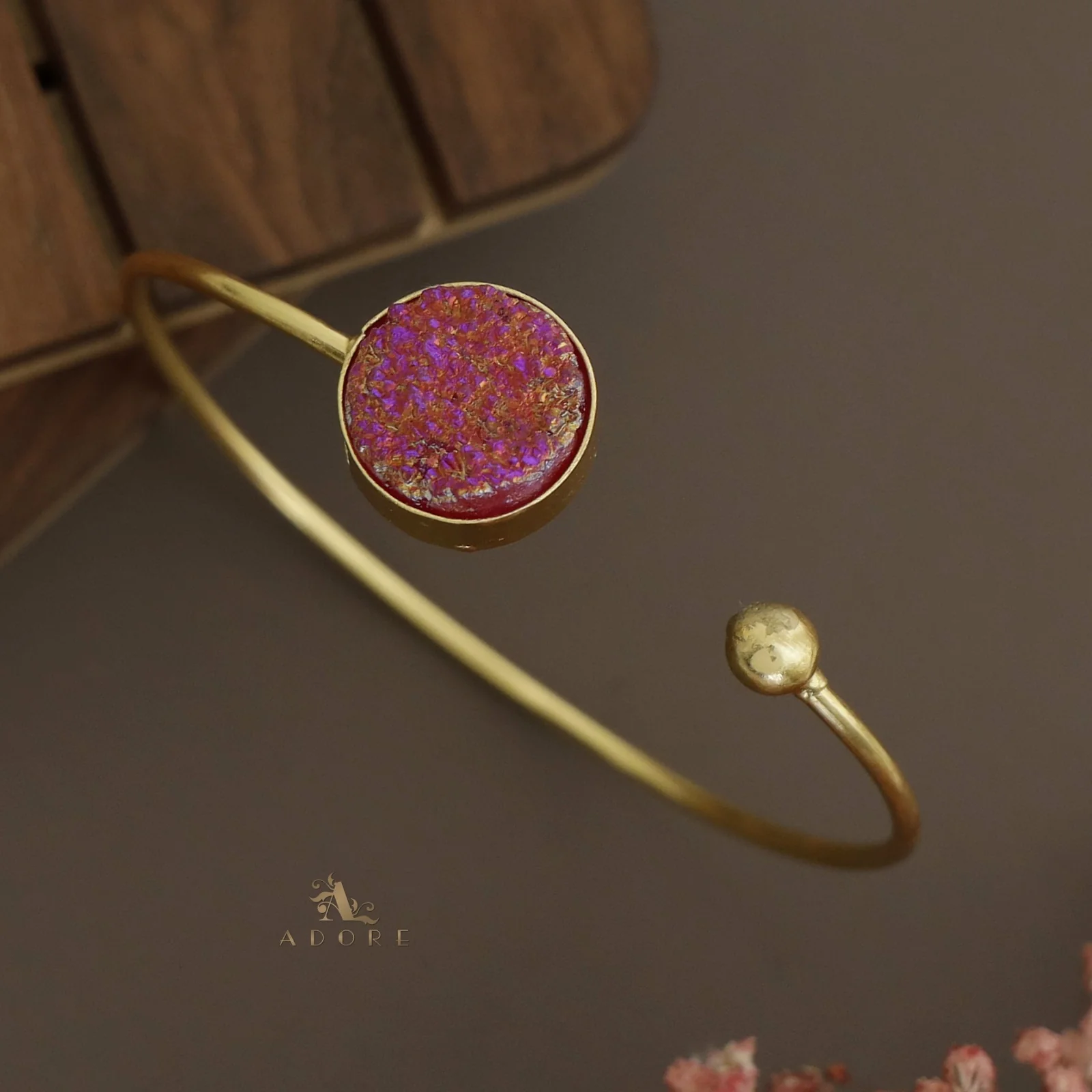 Novlie Round Glittery Bangle - Image 18