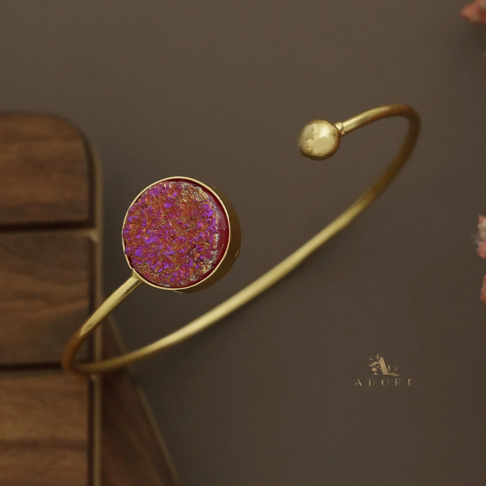 Novlie Round Glittery Bangle - Image 20