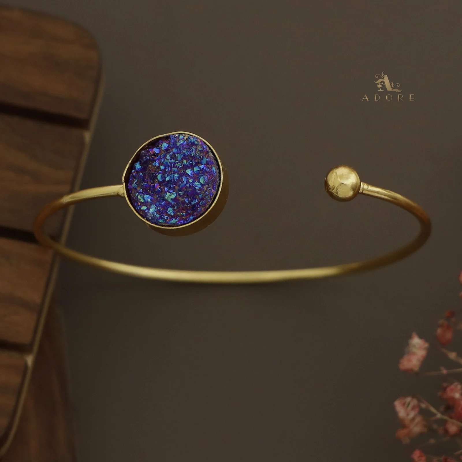 Novlie Round Glittery Bangle - Image 5