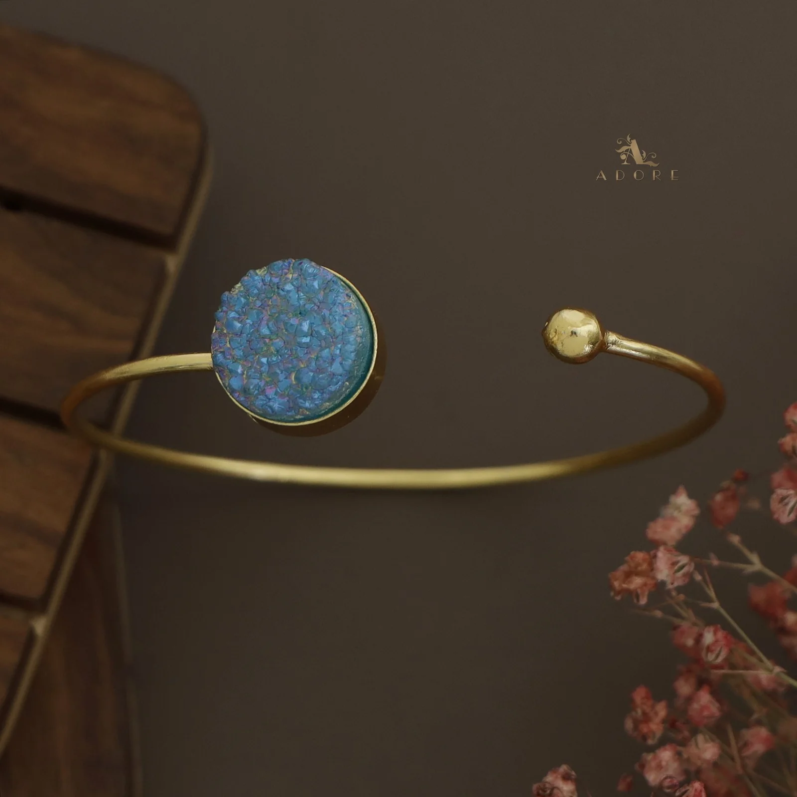Novlie Round Glittery Bangle - Image 9