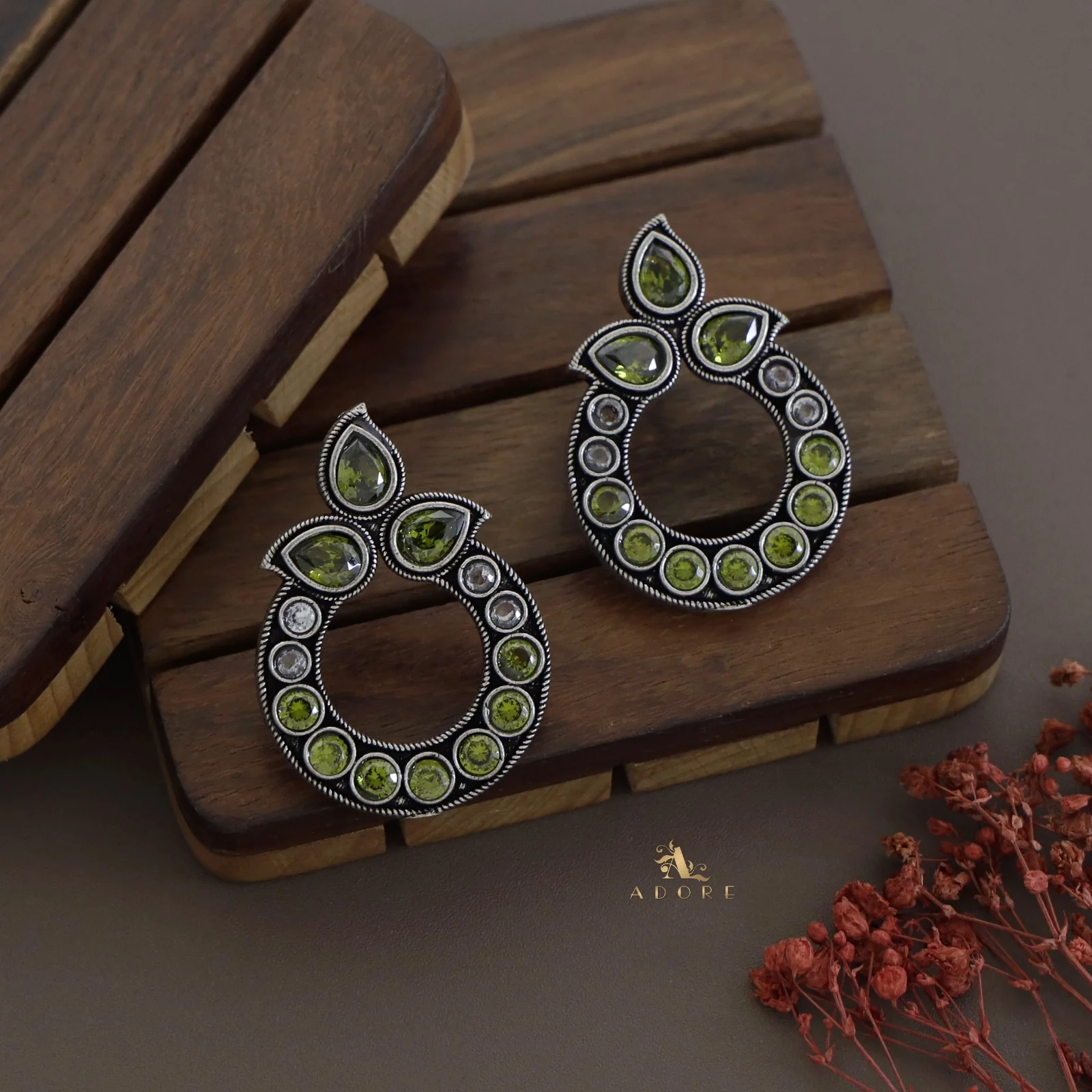 Nripa Earring - Image 18