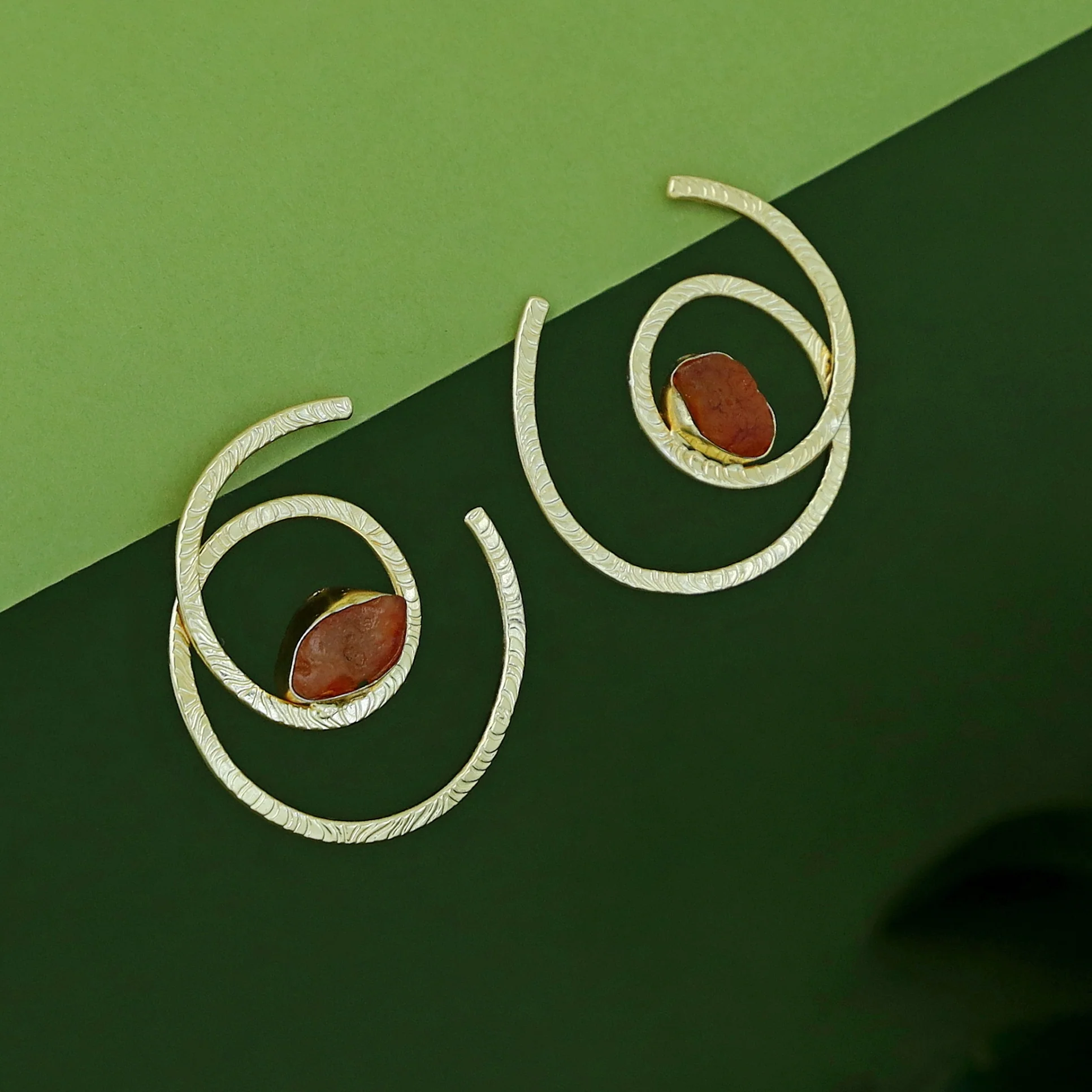 Nyra Golden Textured Spiral Raw Stone Earring - Image 7