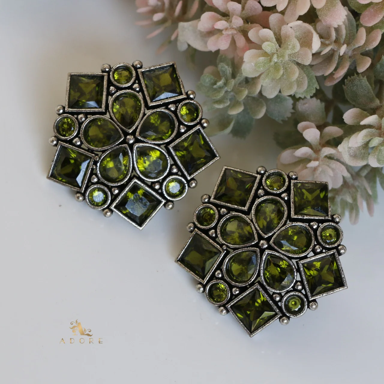 Oberon Pentagon Earring - Image 4