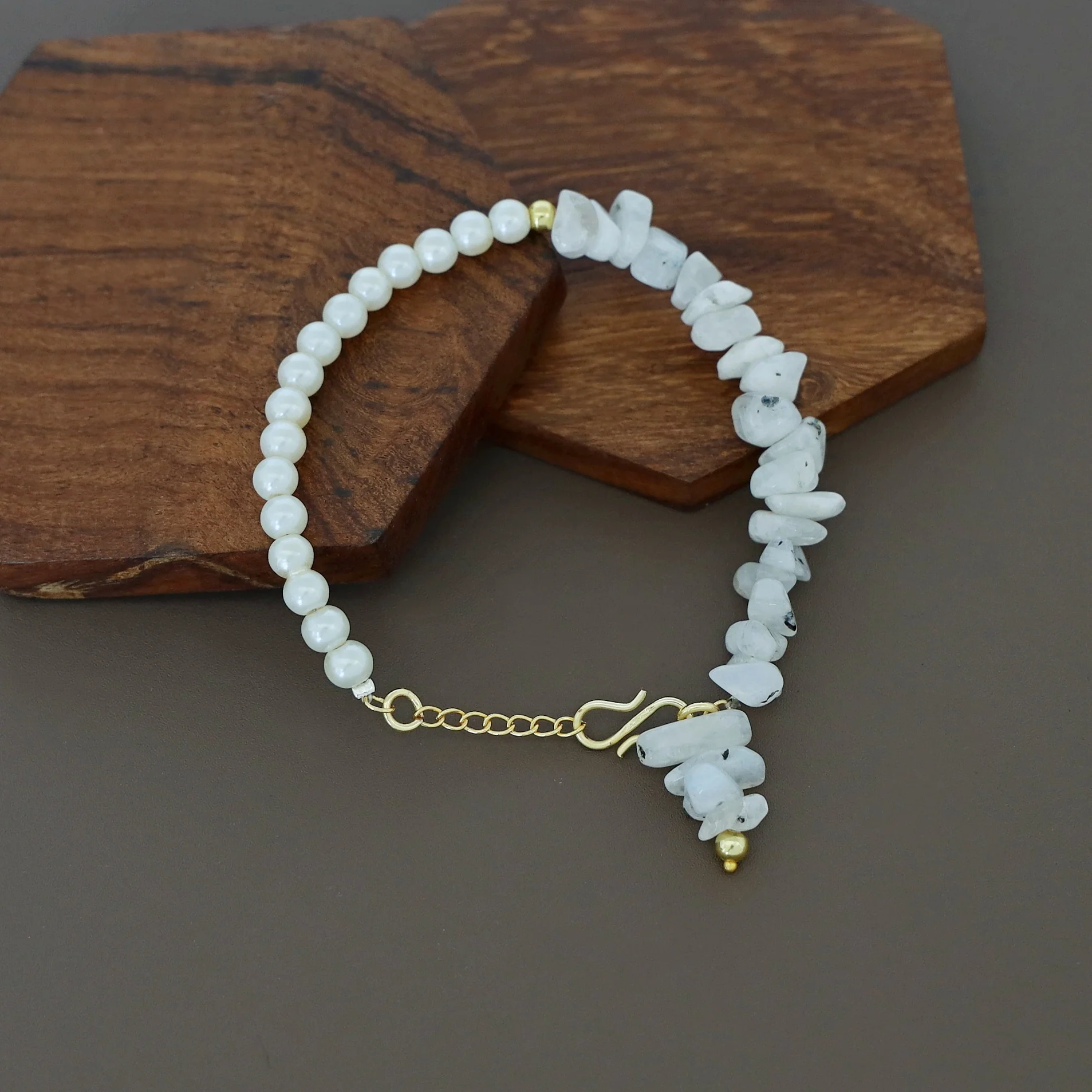 Omaya Raw Stone Pearl Bracelet - Image 9