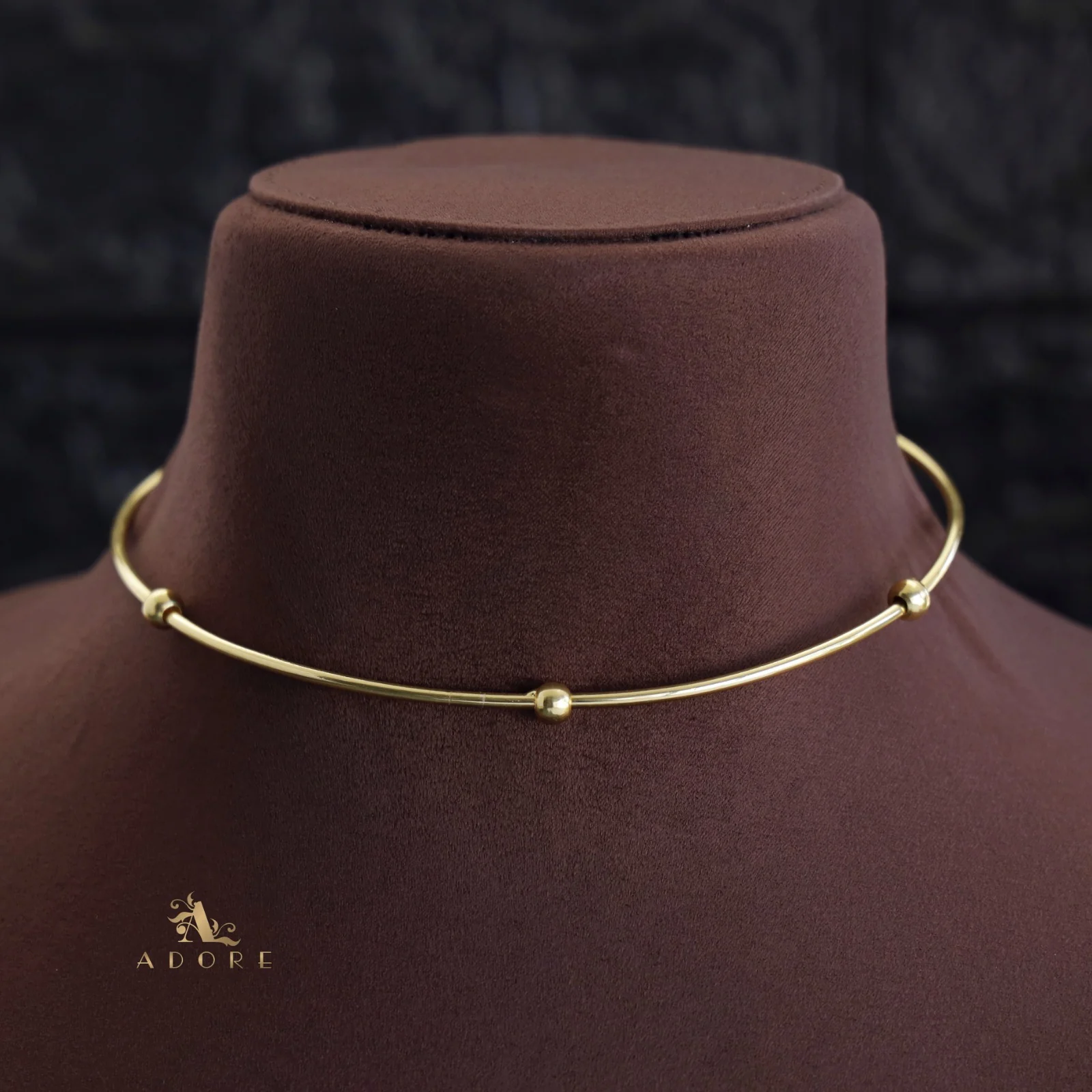 Oneeza Golden 1 layer Neck Cuff - Image 2