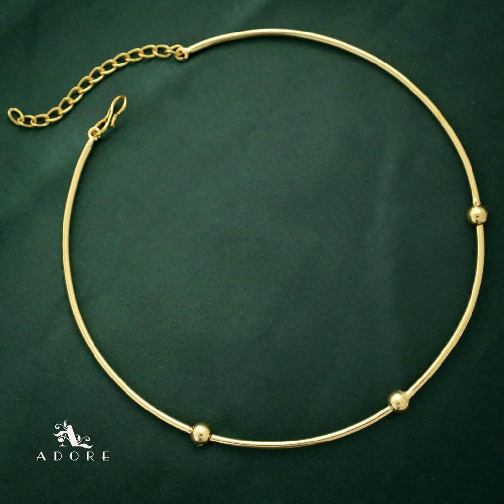 Oneeza Golden 1 layer Neck Cuff - Image 3