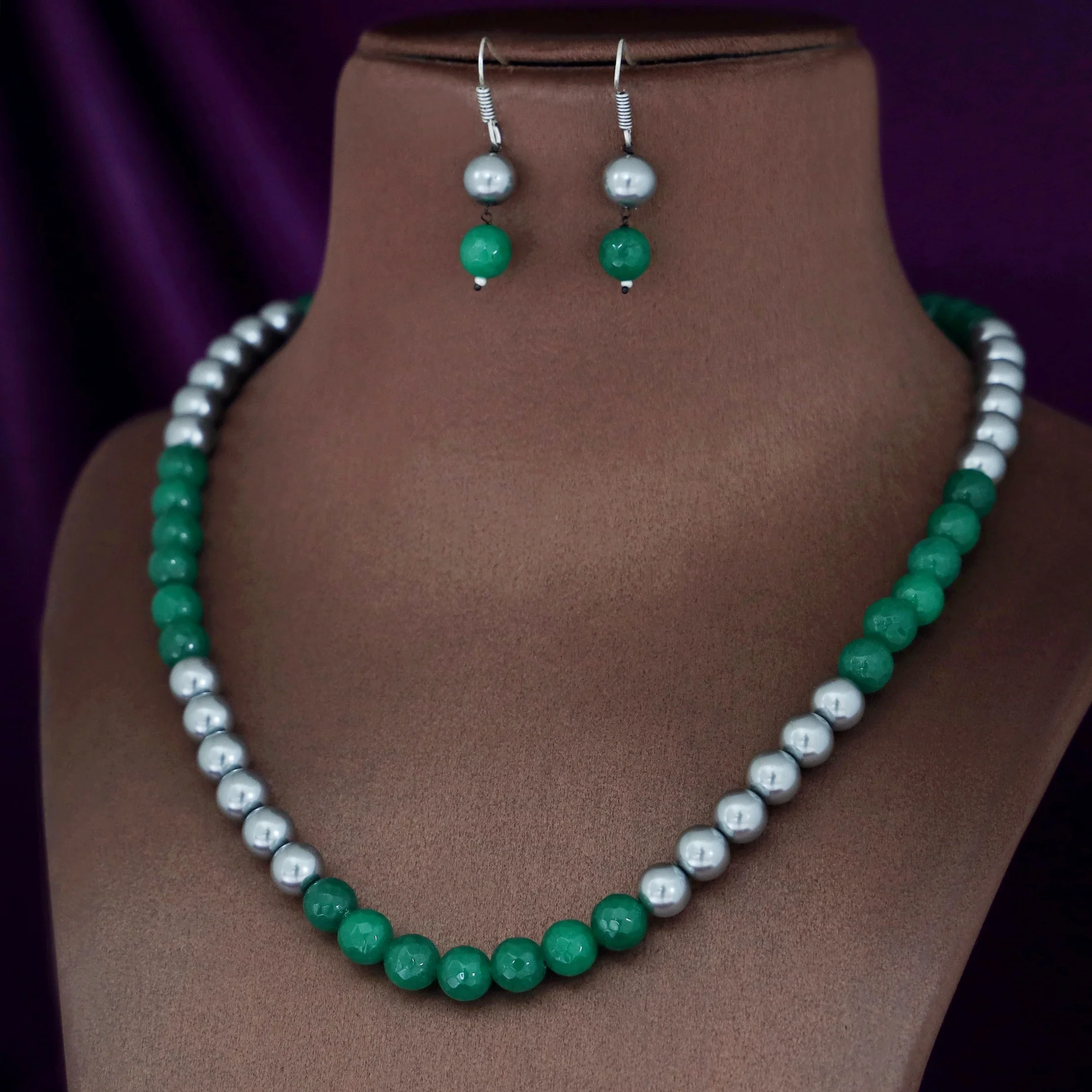 Orbia Pearl Single Layer Neckpiece With Earring - Image 16