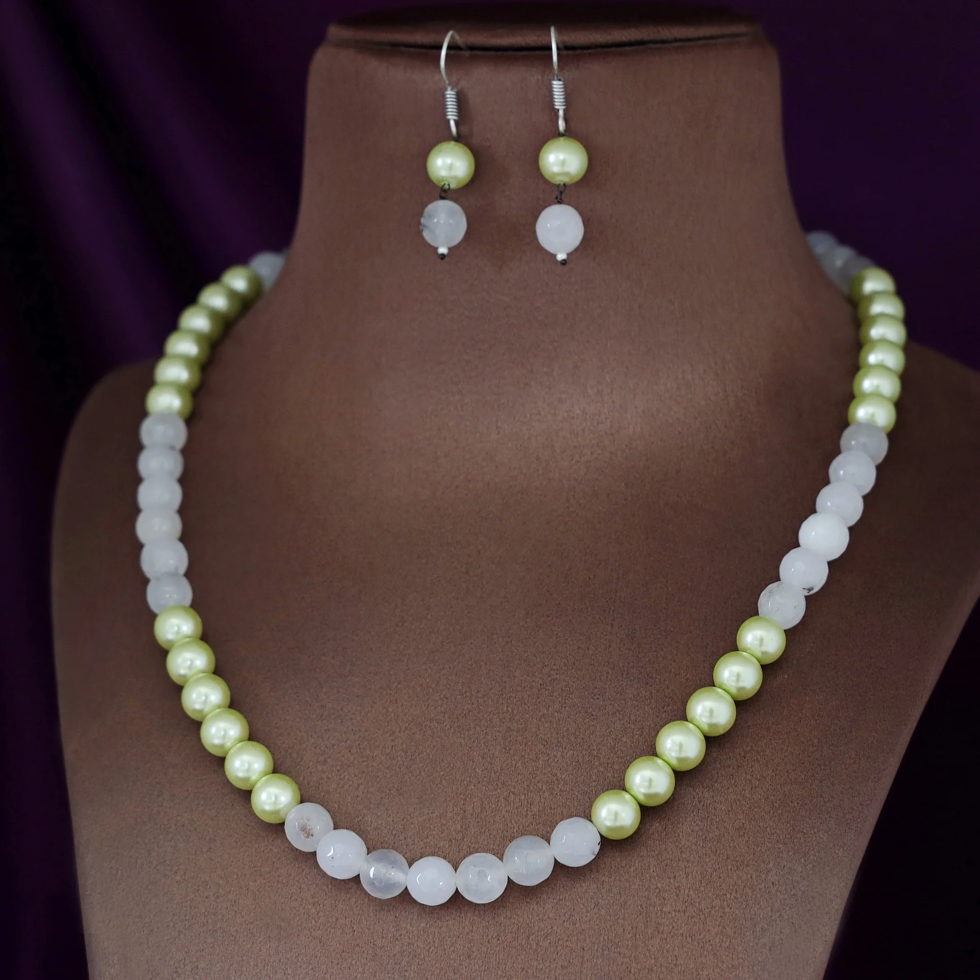 Orbia Pearl Single Layer Neckpiece With Earring - Image 19