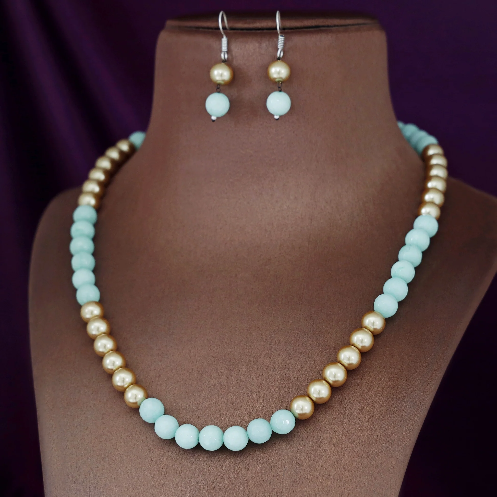 Orbia Pearl Single Layer Neckpiece With Earring - Image 27