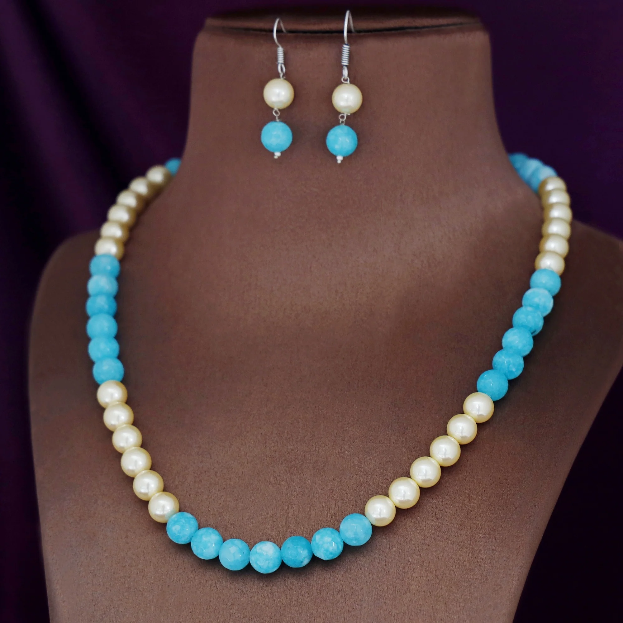 Orbia Pearl Single Layer Neckpiece With Earring - Image 29