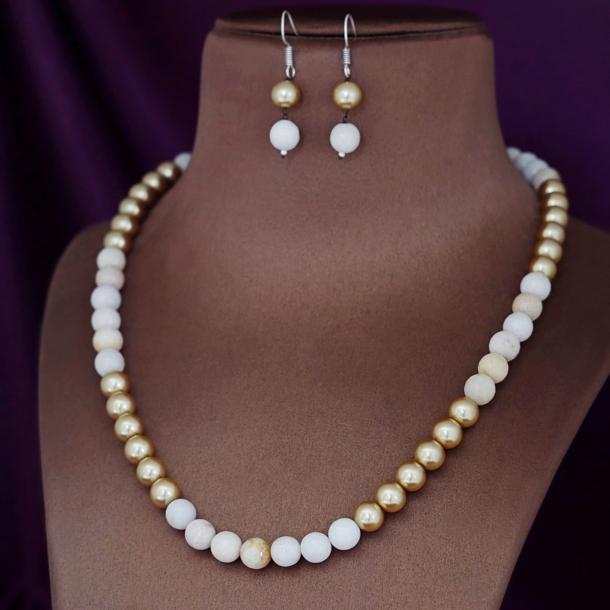 Orbia Pearl Single Layer Neckpiece With Earring - Image 30