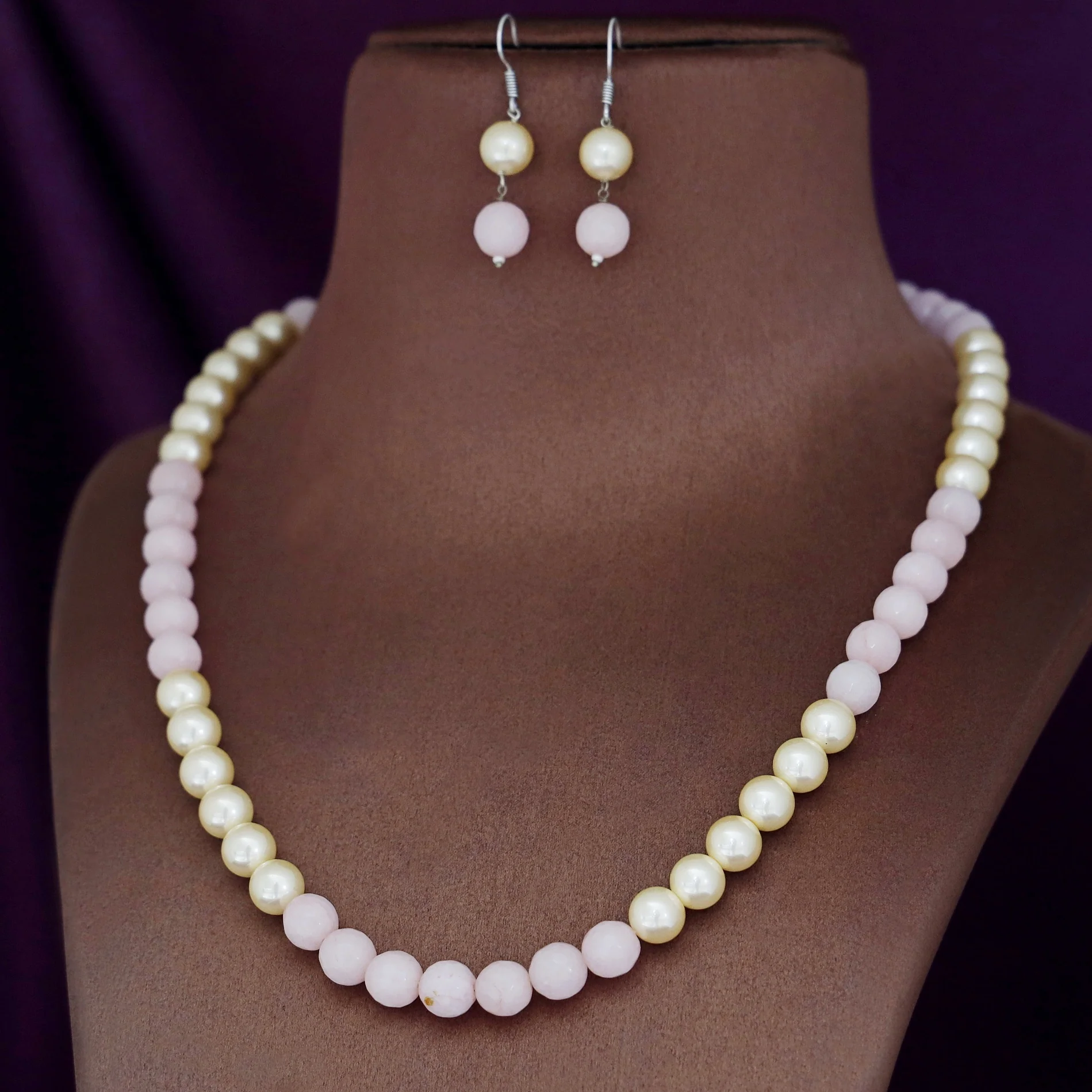 Orbia Pearl Single Layer Neckpiece With Earring - Image 31