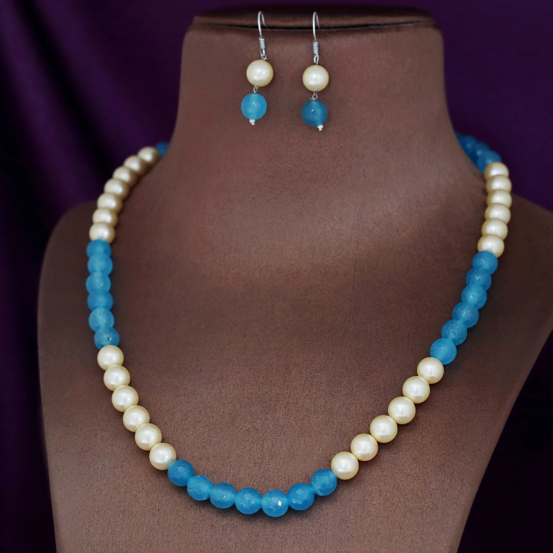 Orbia Pearl Single Layer Neckpiece With Earring - Image 35