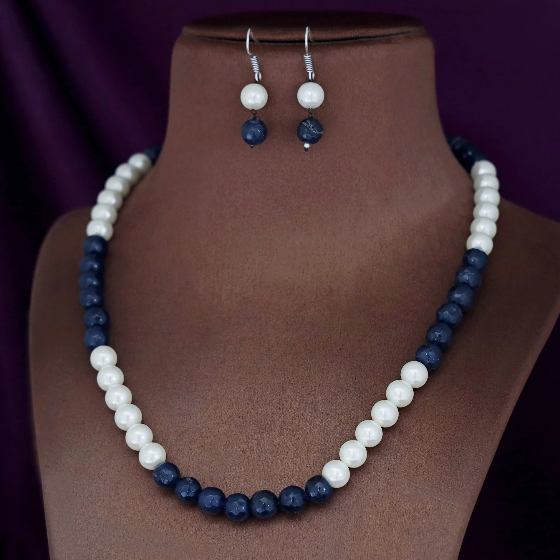 Orbia Pearl Single Layer Neckpiece With Earring - Image 36
