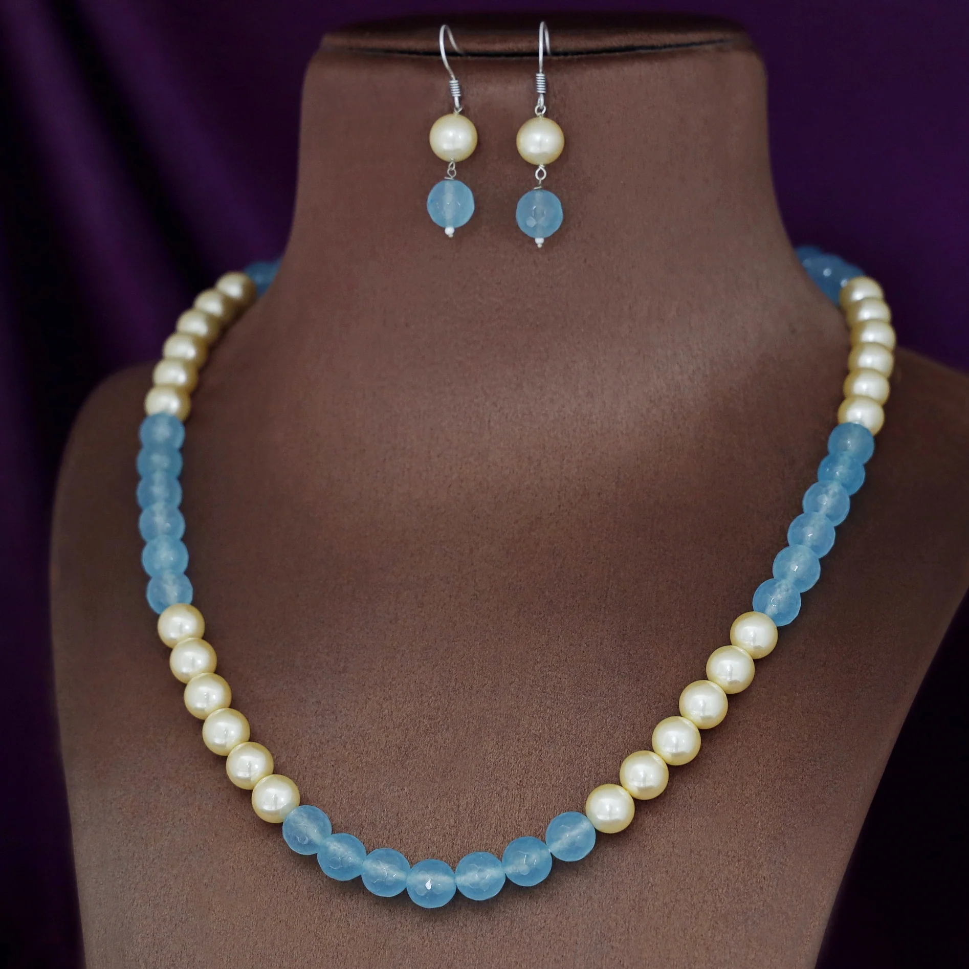 Orbia Pearl Single Layer Neckpiece With Earring - Image 37