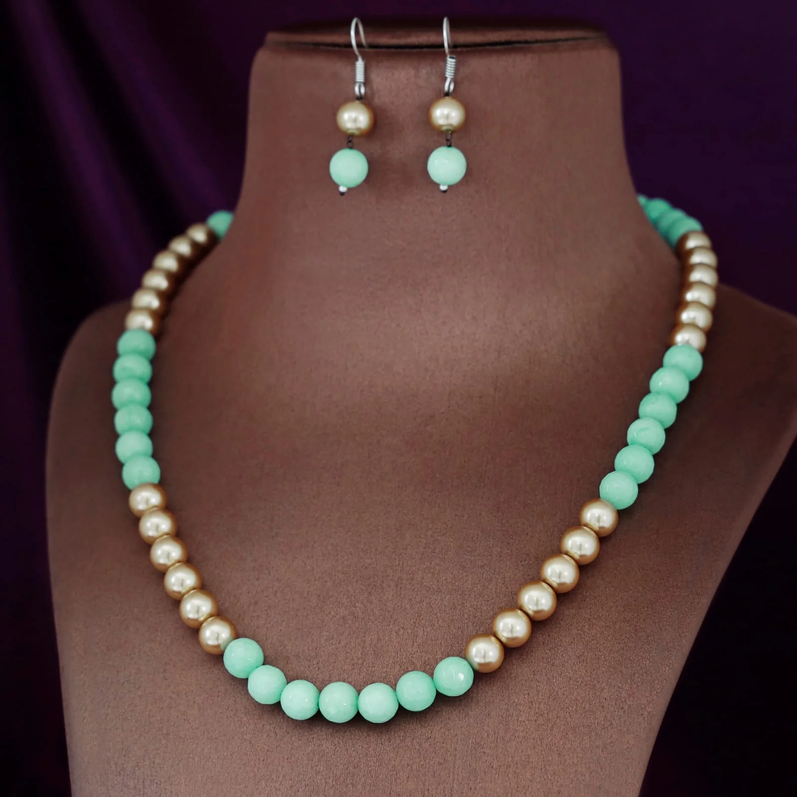 Orbia Pearl Single Layer Neckpiece With Earring - Image 39