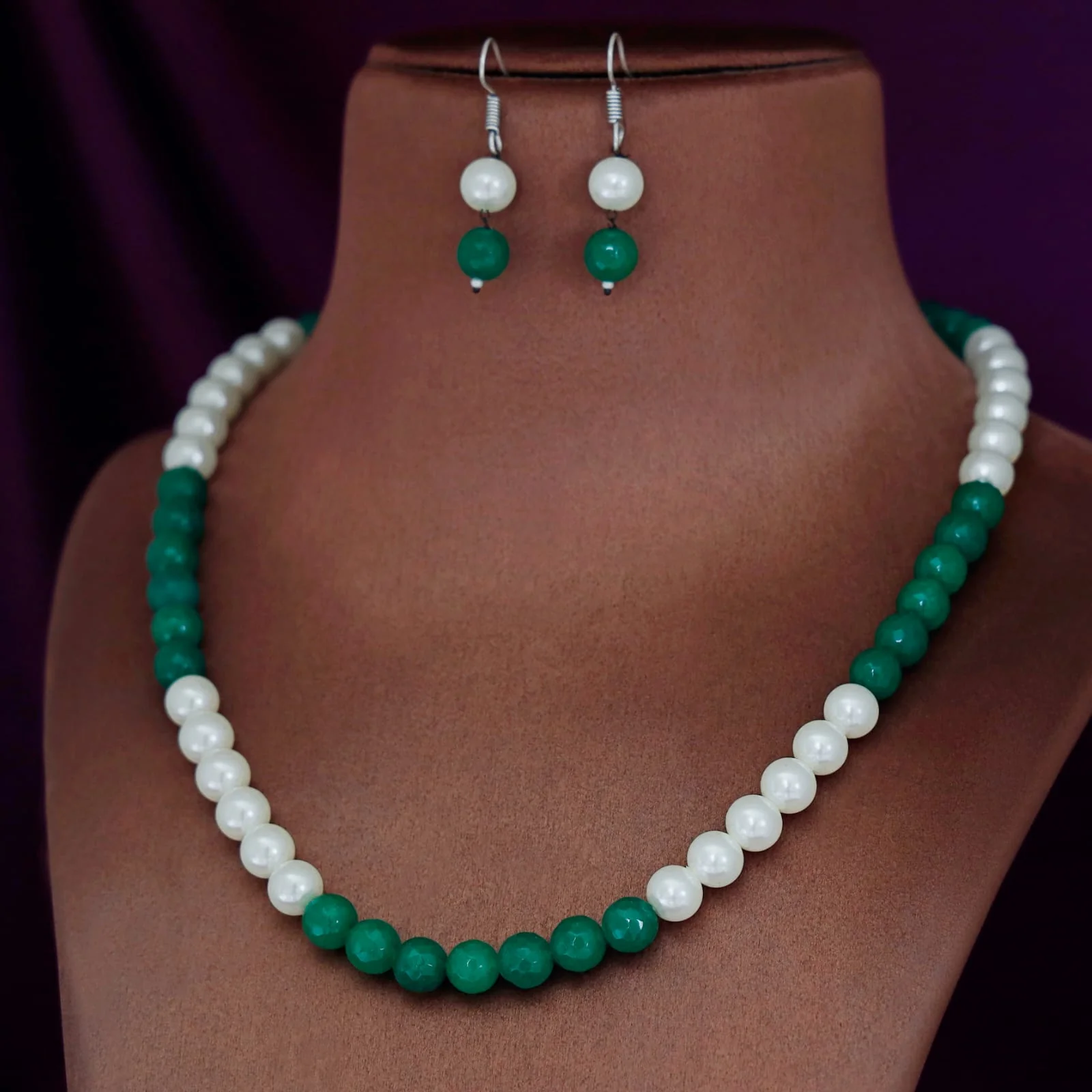 Orbia Pearl Single Layer Neckpiece With Earring - Image 42