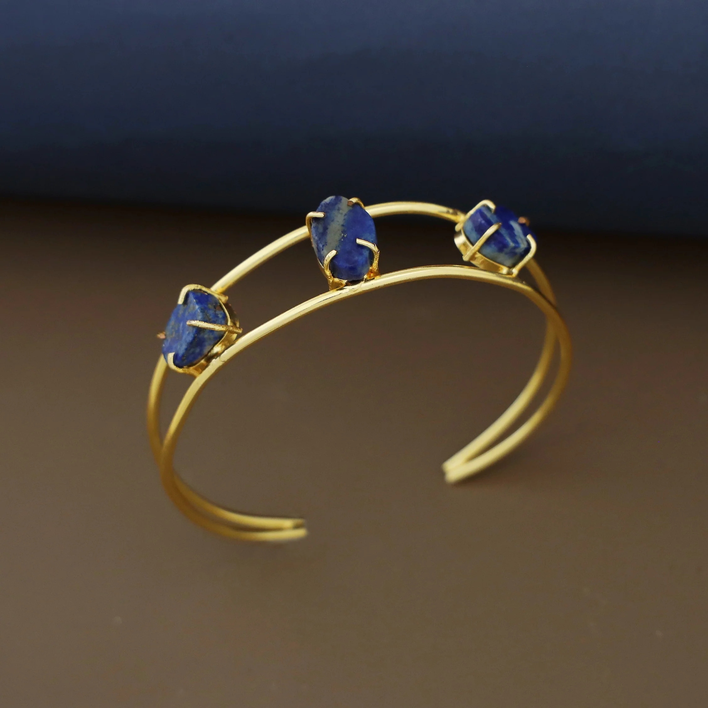 Mawar Tri Raw Stone Claw Bangle - Image 7
