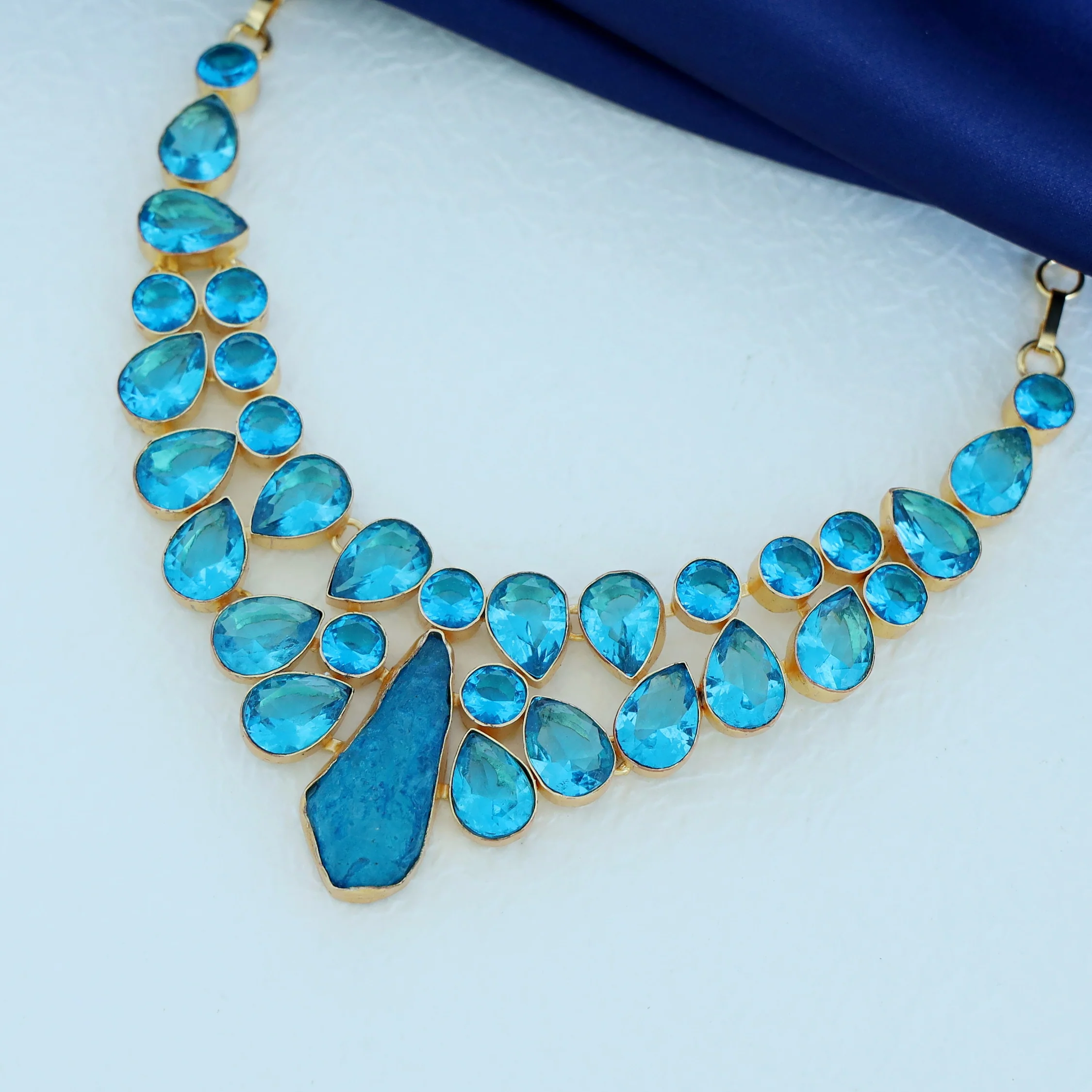 Orie Neckpiece - Image 2