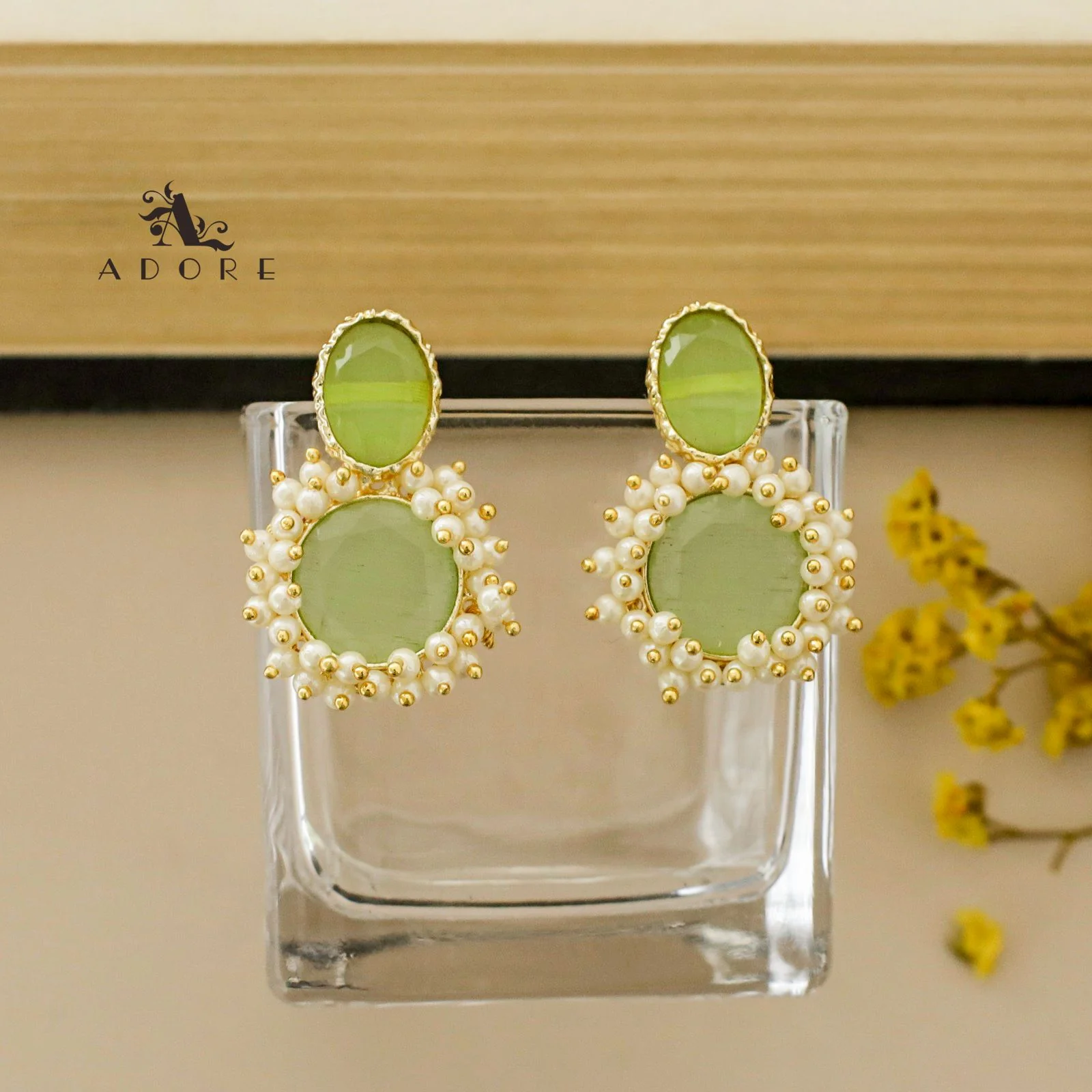 Oval & Round Glossy Cluster Pearl Earring - Image 10