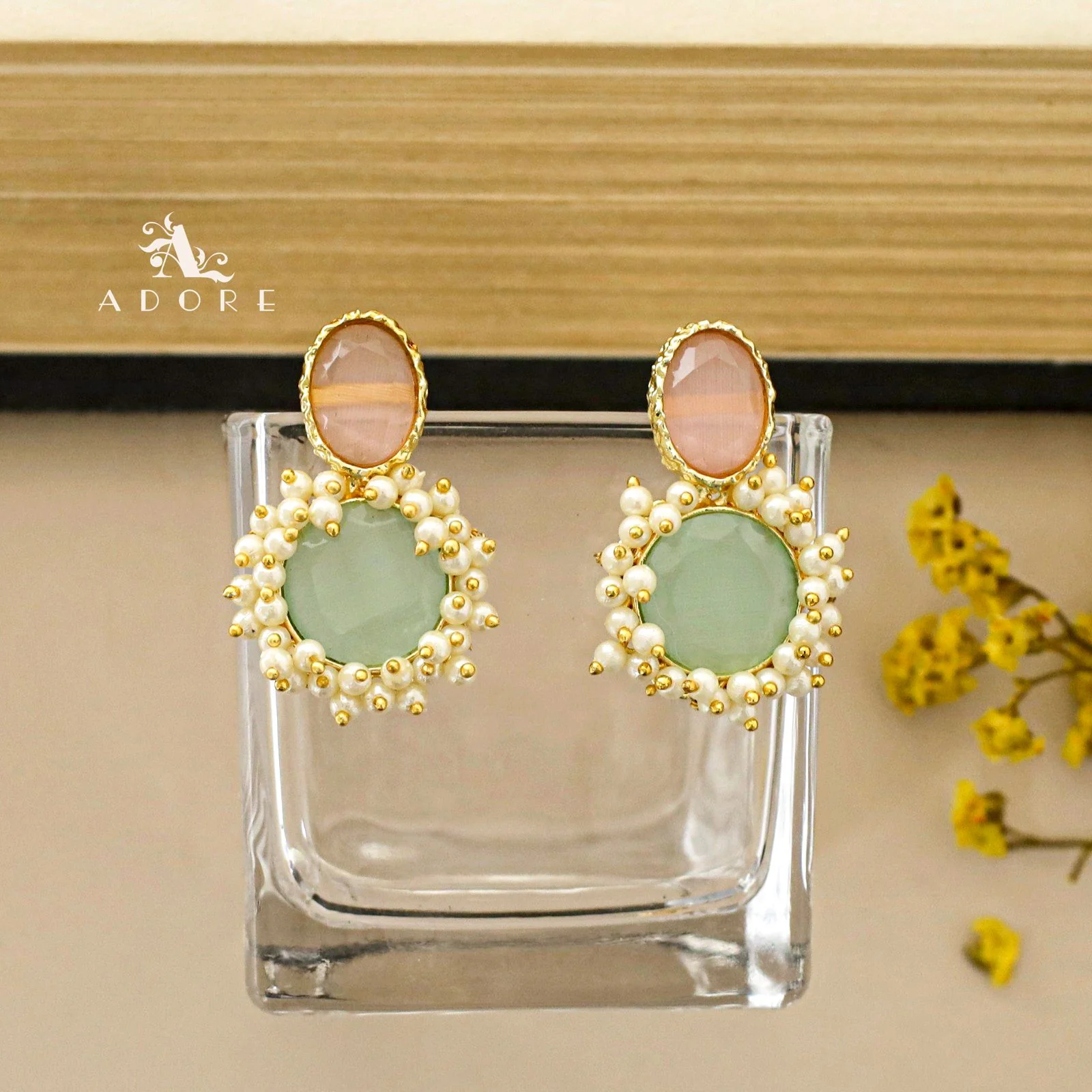 Oval & Round Glossy Cluster Pearl Earring - Image 5