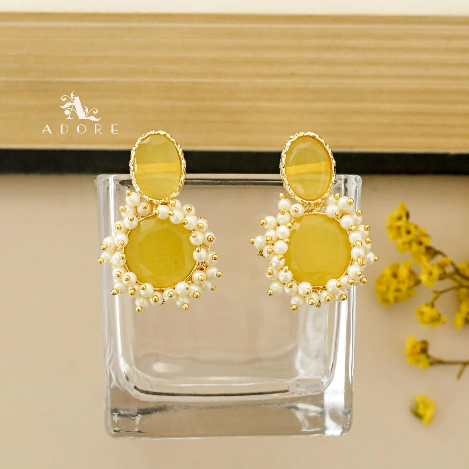 Oval & Round Glossy Cluster Pearl Earring - Image 6